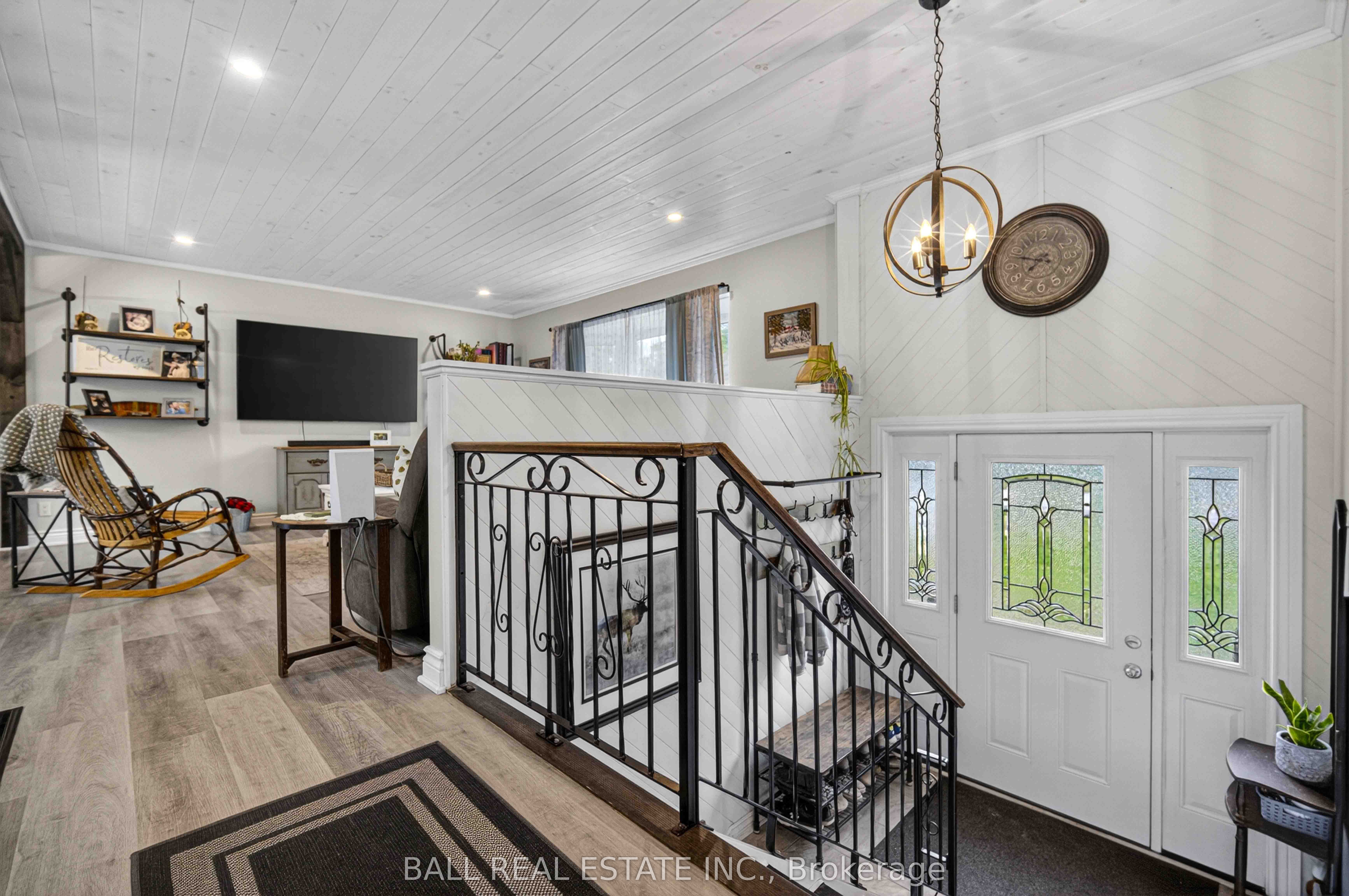 47 Denison Drive Property Photo 6