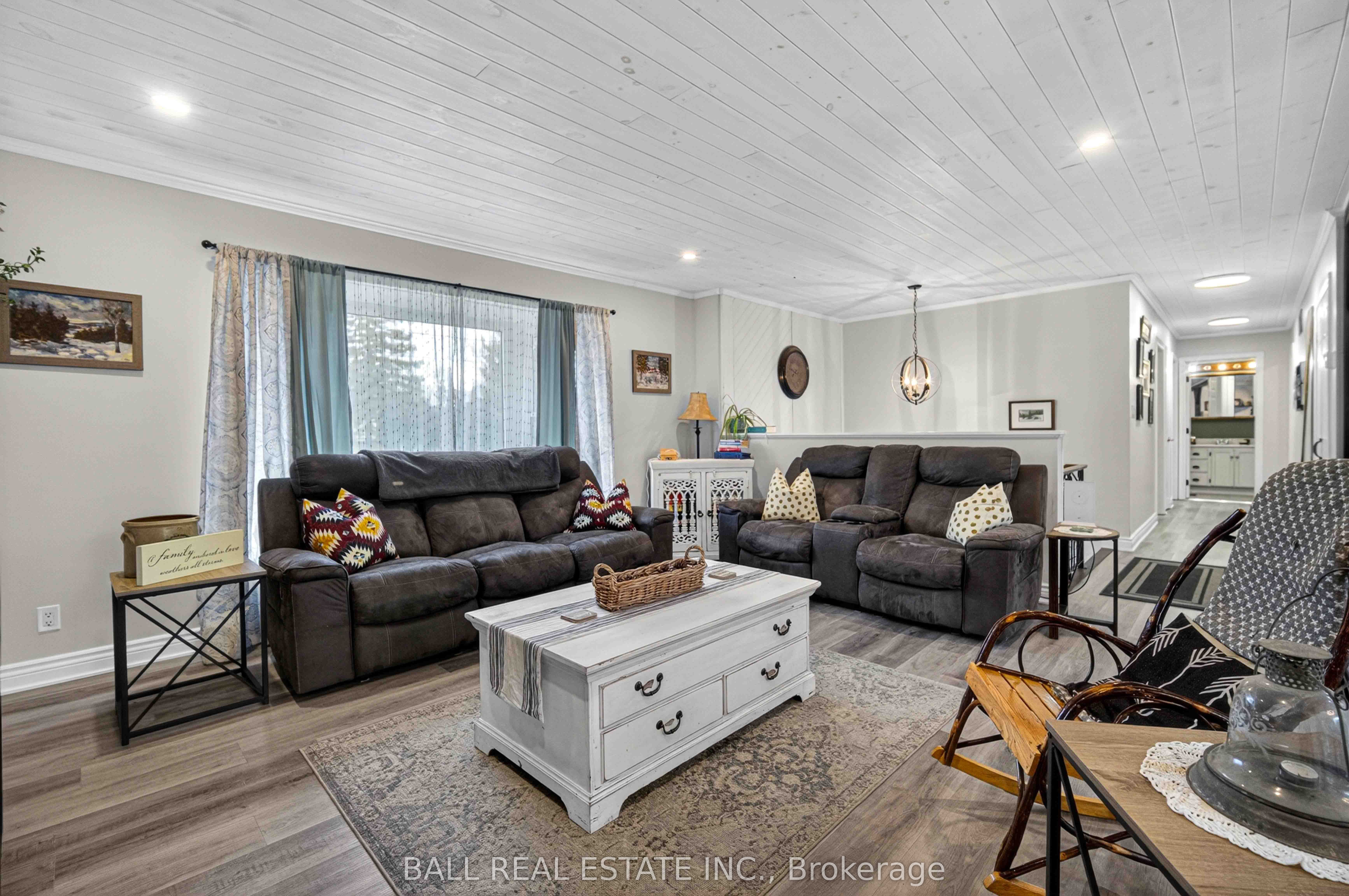 47 Denison Drive Property Photo 12