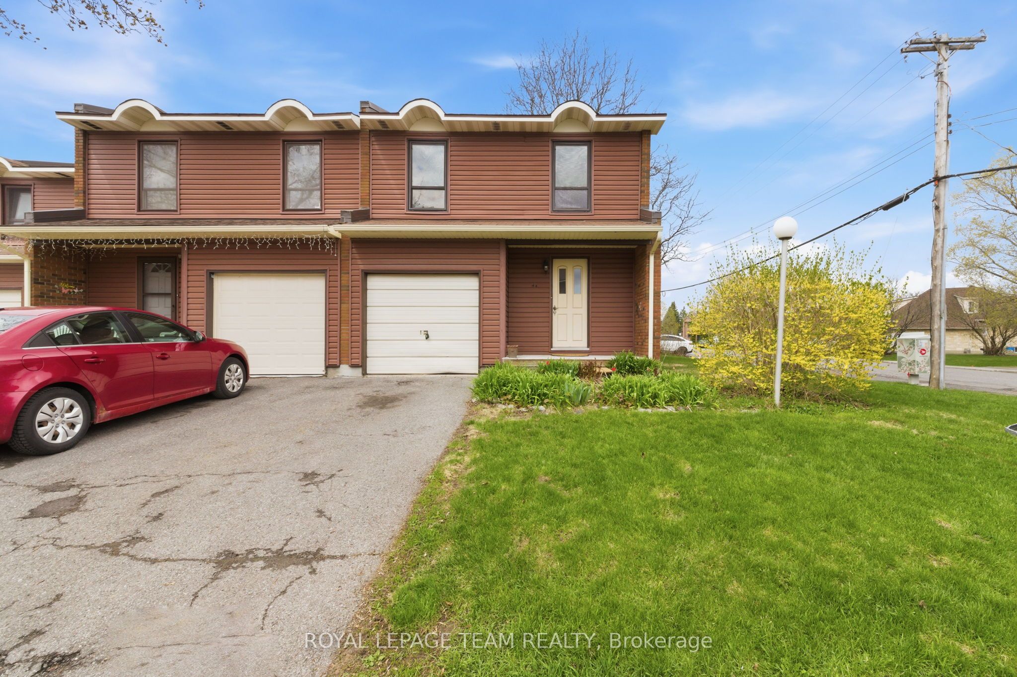 4 Arnold Drive 66 Property Photo 1