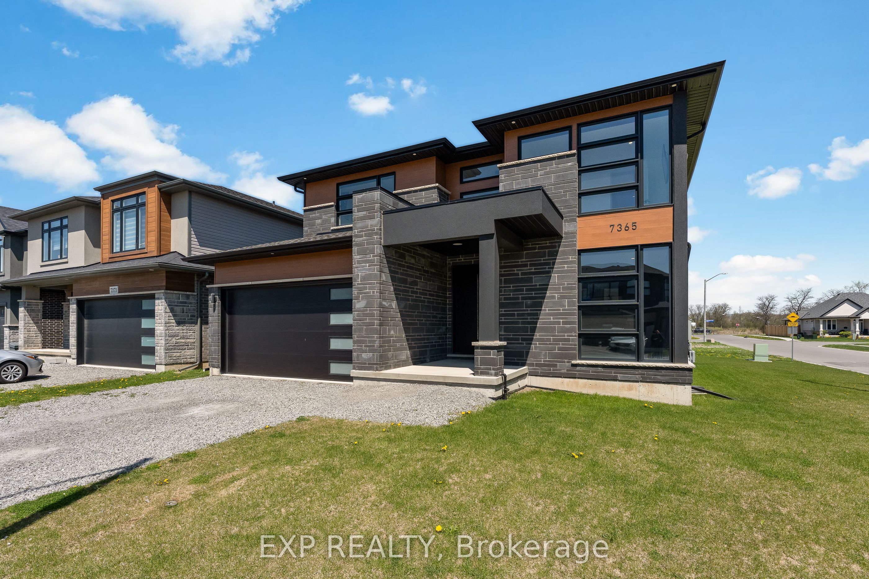 7365 Jonathan Drive Property Photo 2