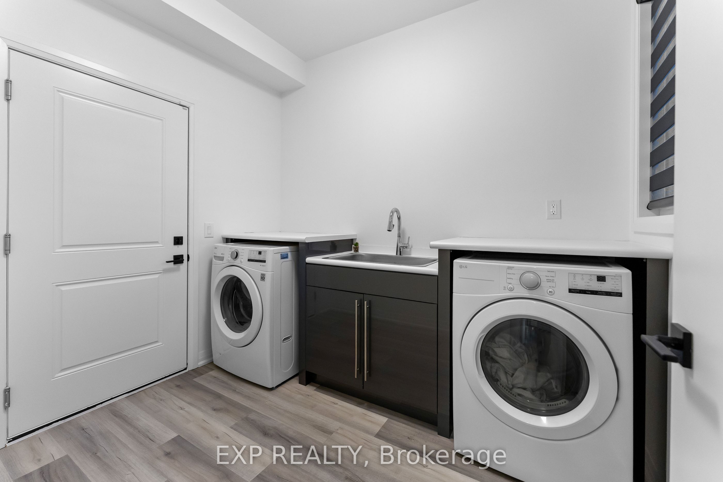 7365 Jonathan Drive Property Photo 17