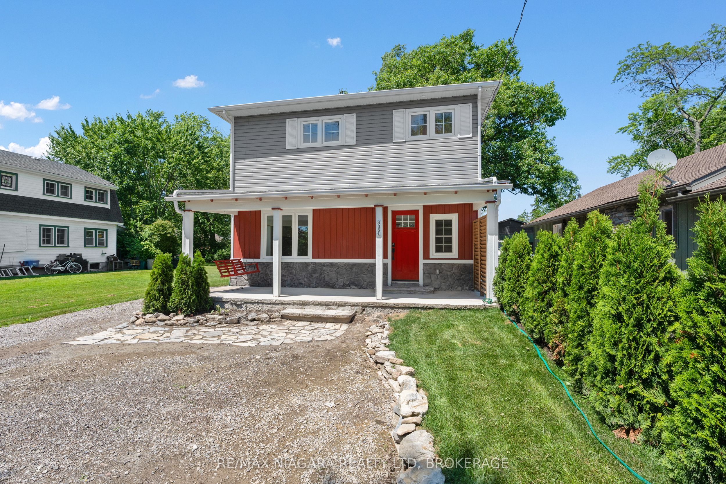 3054 Thunder Bay Road Property Photo 2