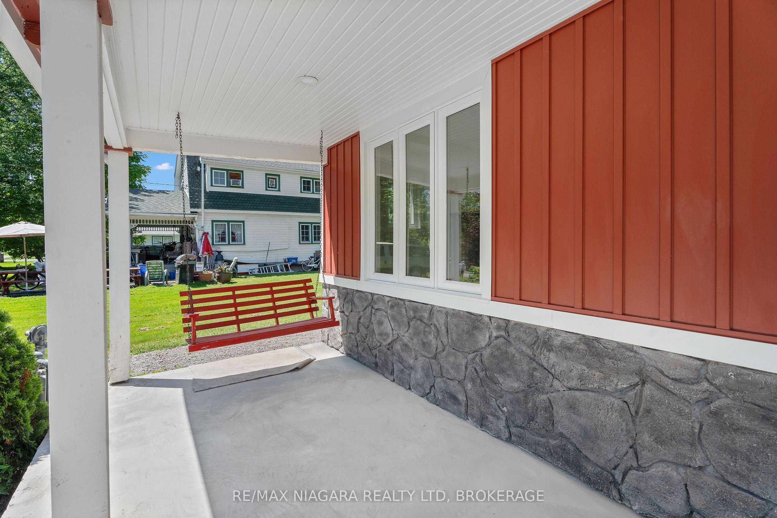 3054 Thunder Bay Road Property Photo 5