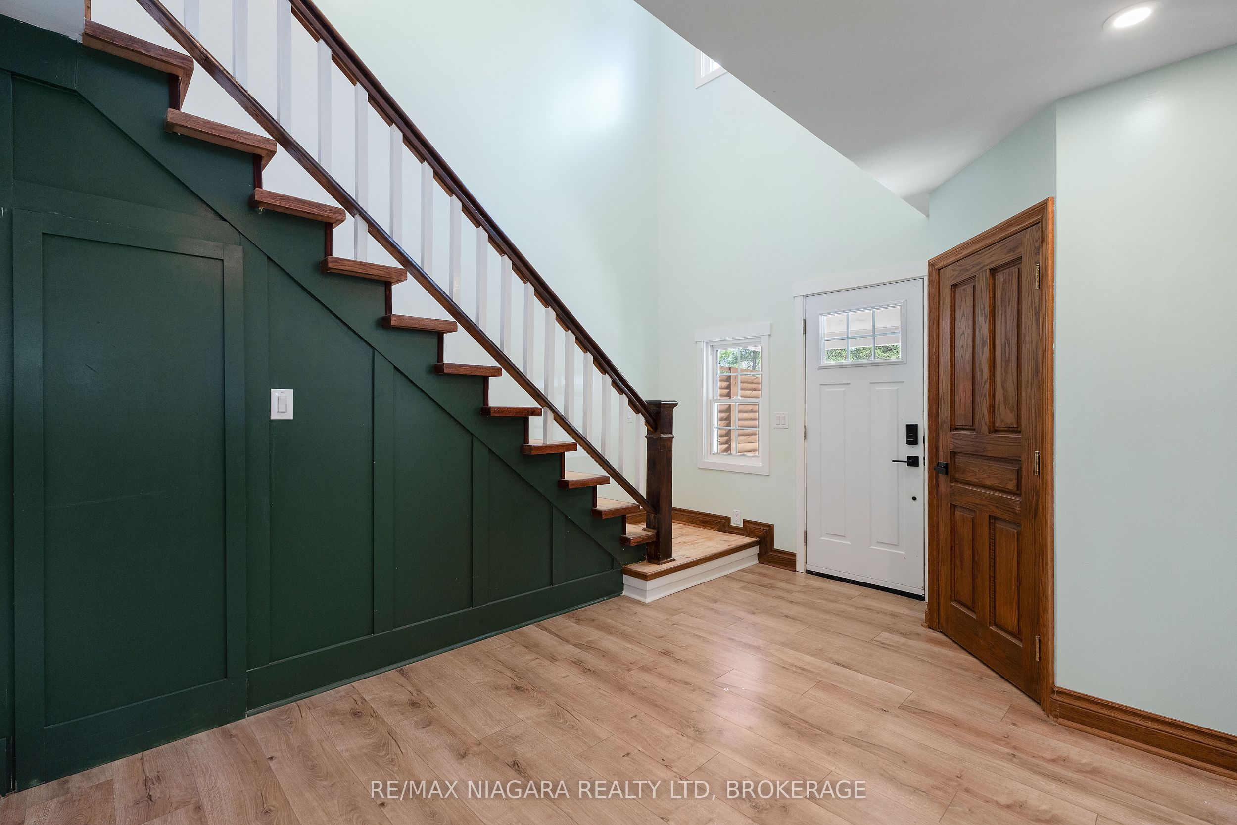 3054 Thunder Bay Road Property Photo 7