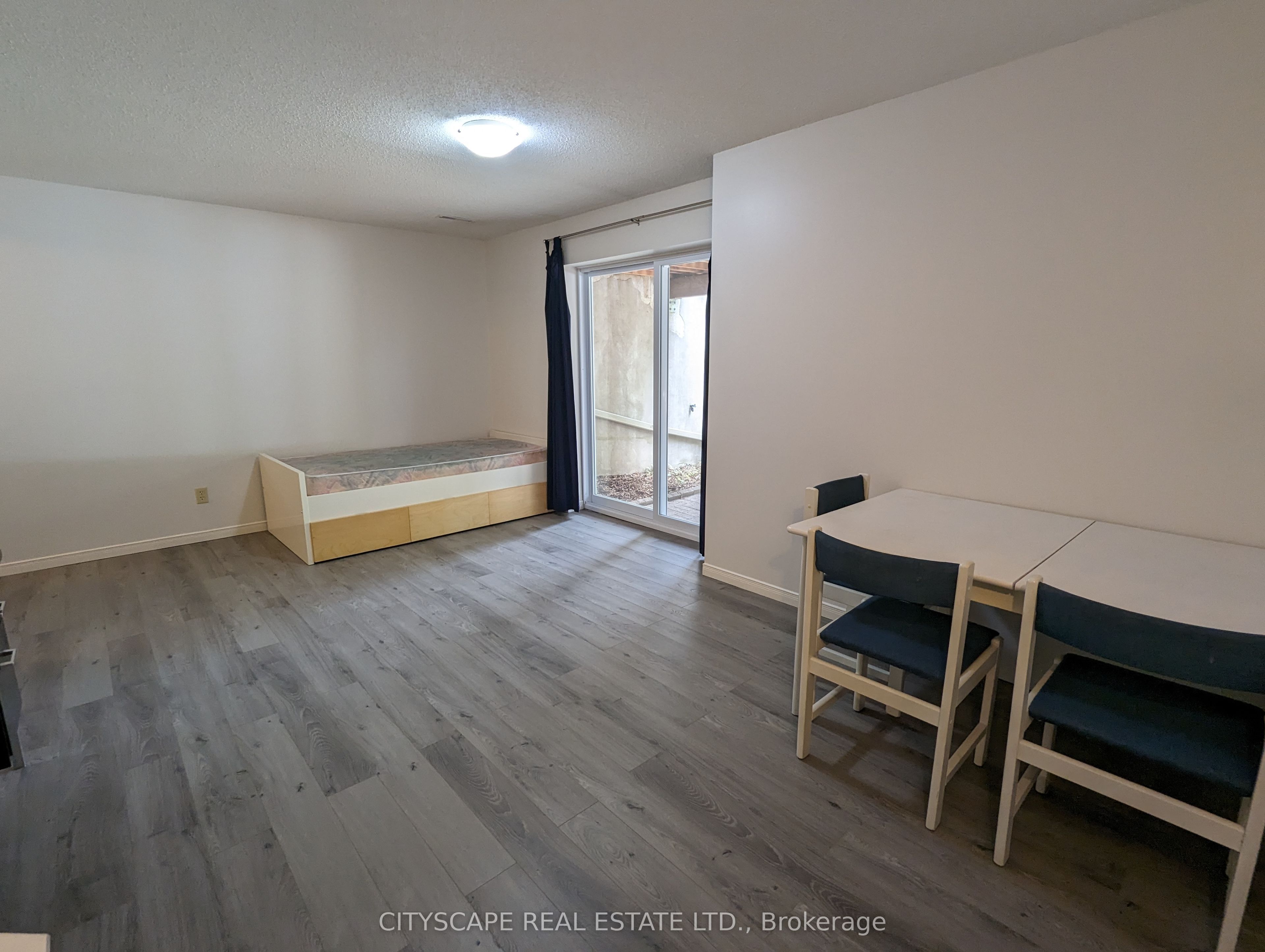 250 Keats Way 17 Property Photo 25