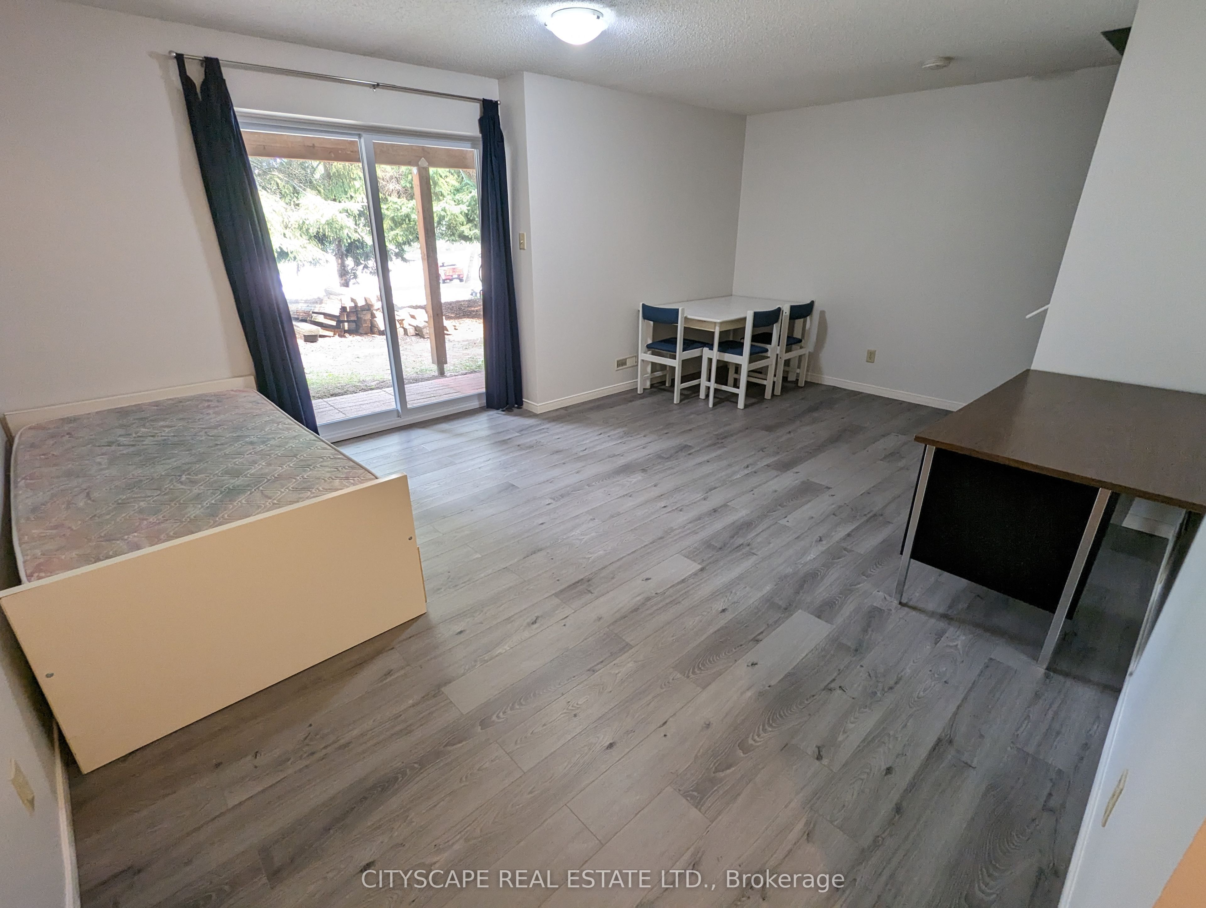 250 Keats Way 17 Property Photo 27