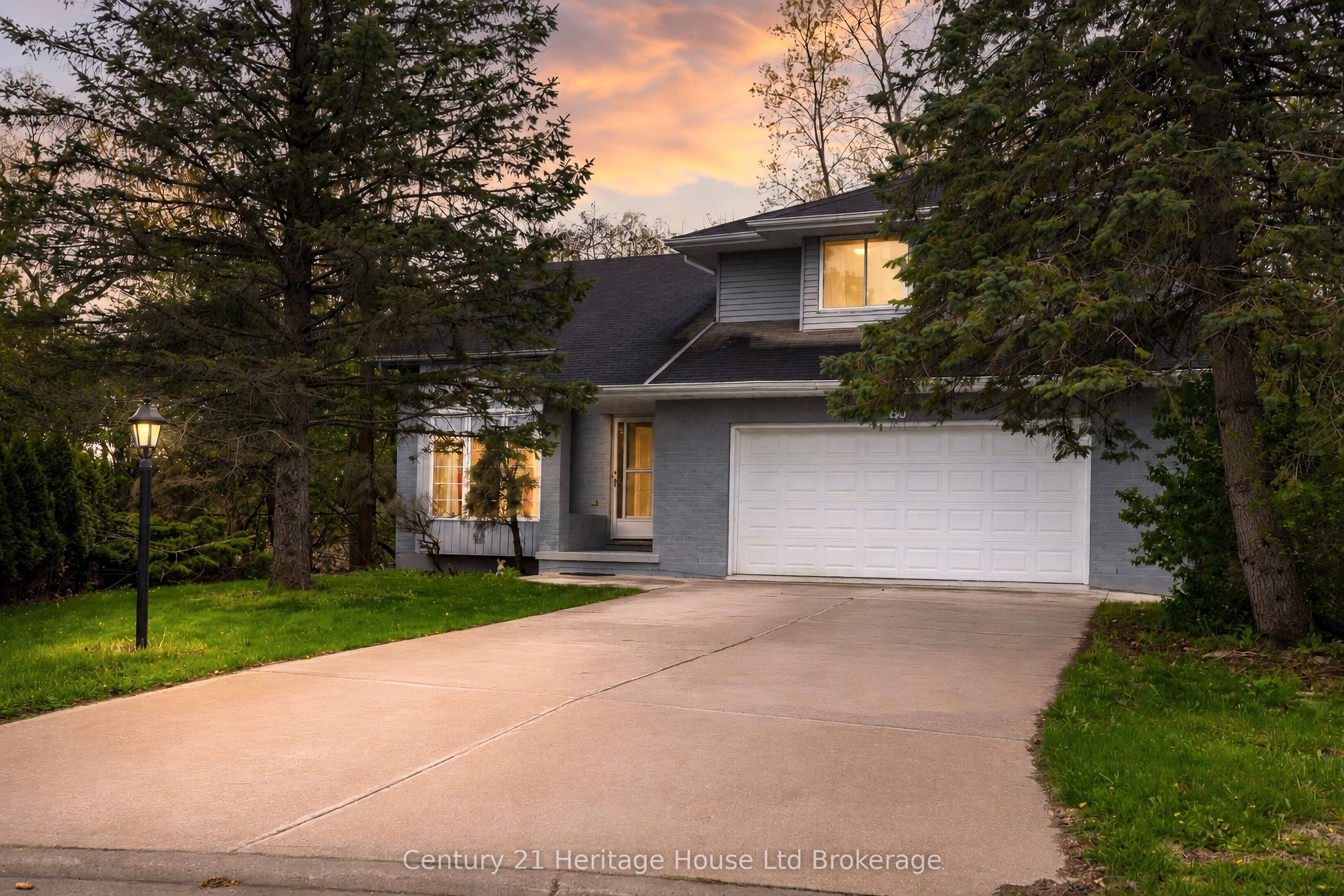 86 Lysanda Court