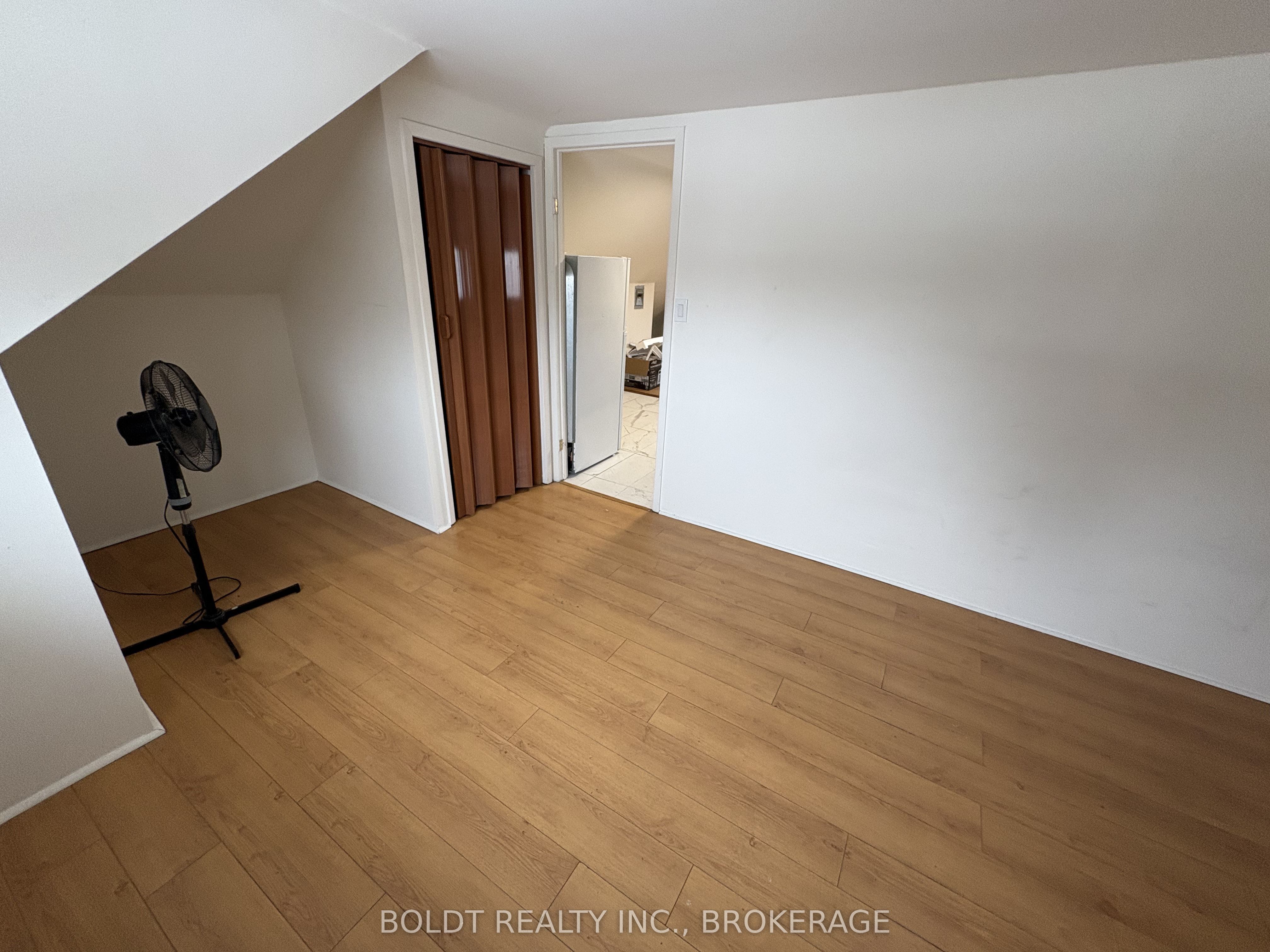5145 Rice Crescent Property Photo 8