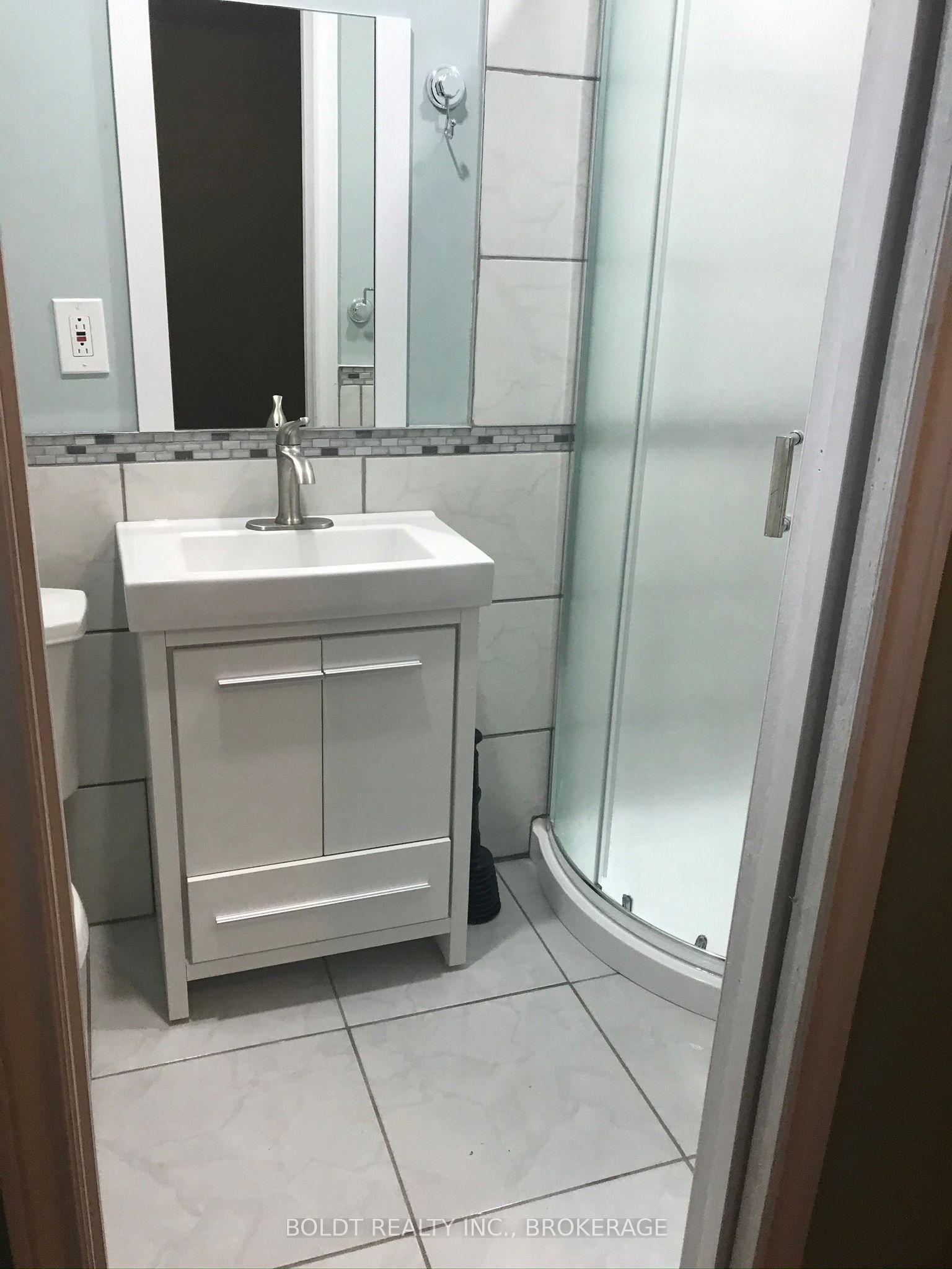 5145 Rice Crescent Property Photo 11