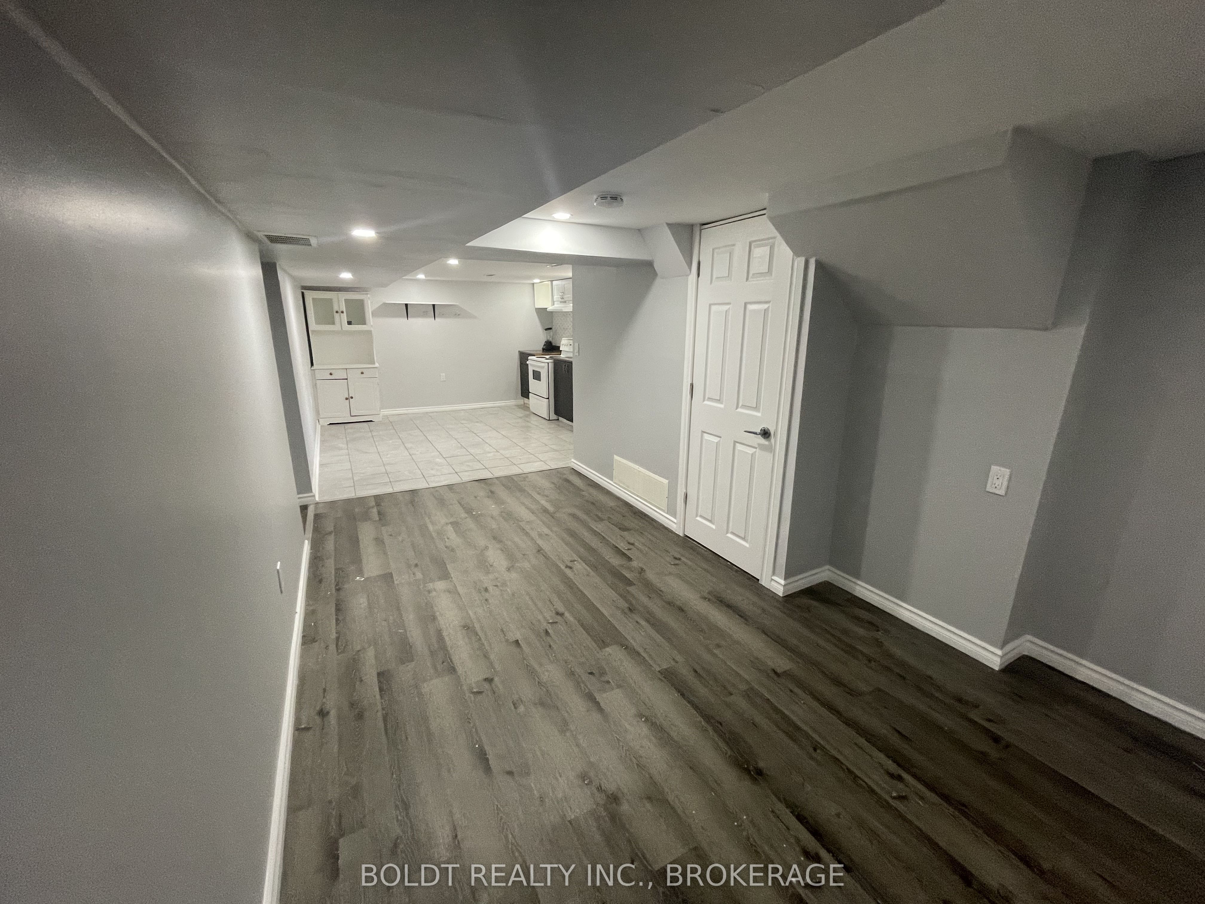 5145 Rice Crescent Property Photo 17