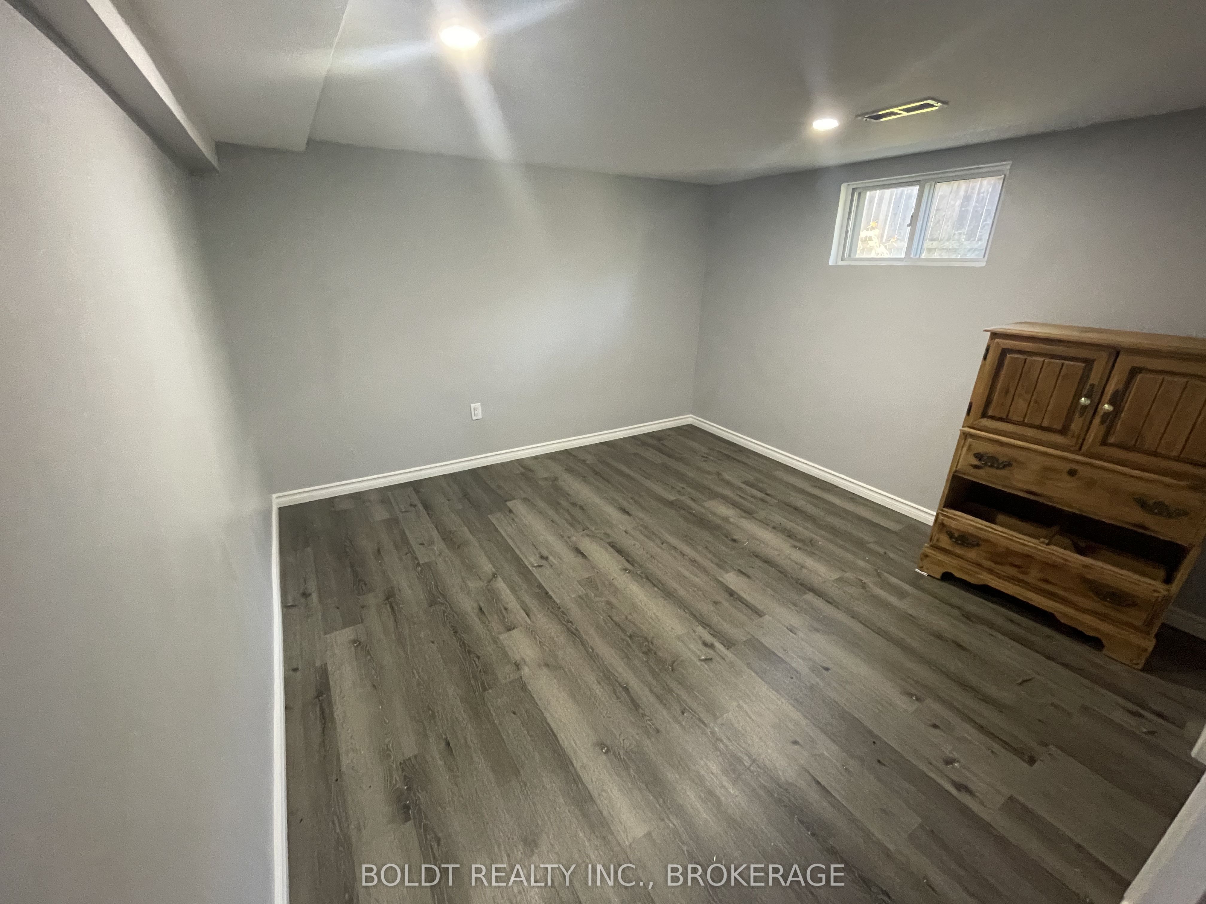 5145 Rice Crescent Property Photo 21