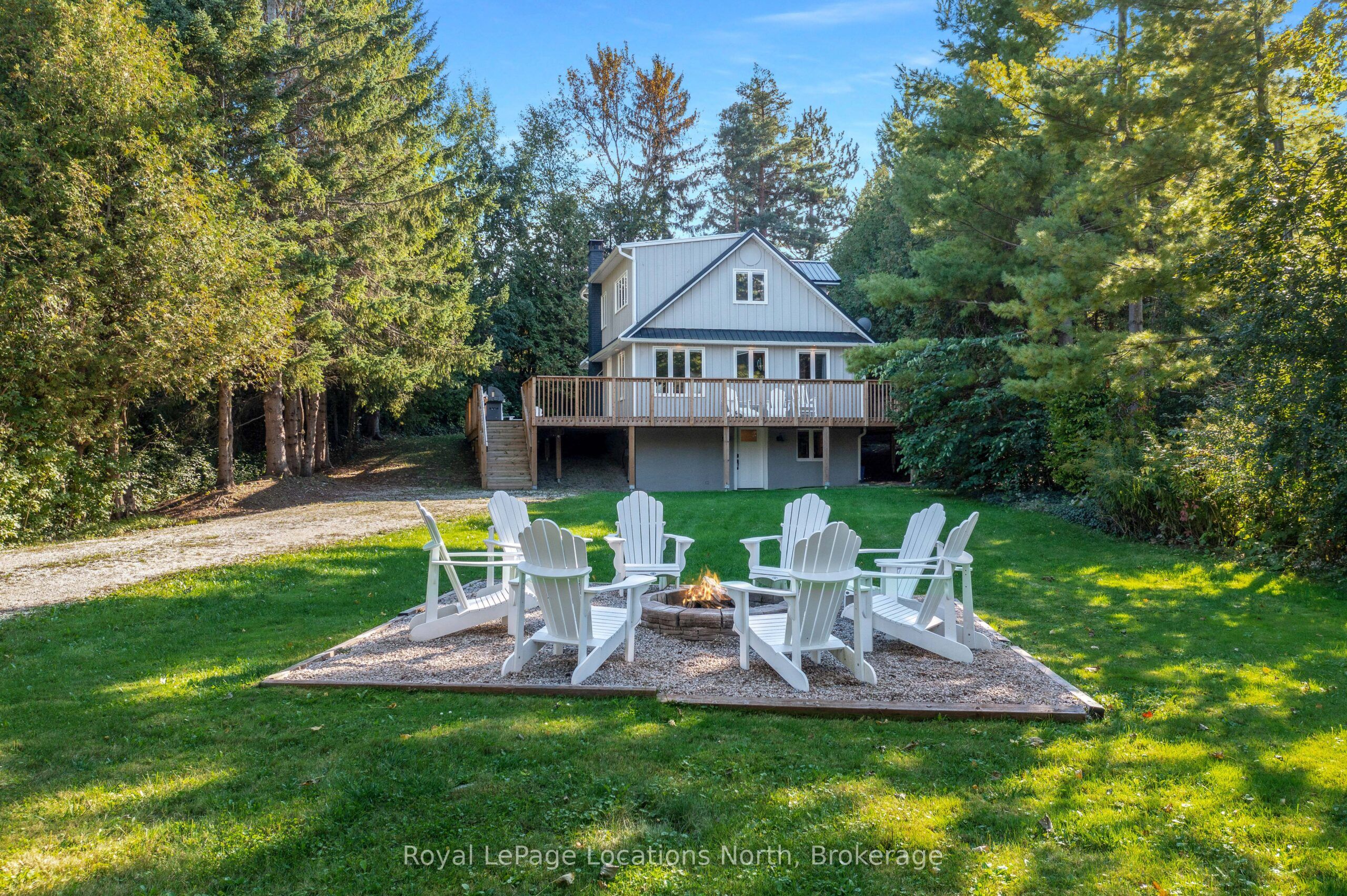 128 TESKEY Drive Property Photo 1