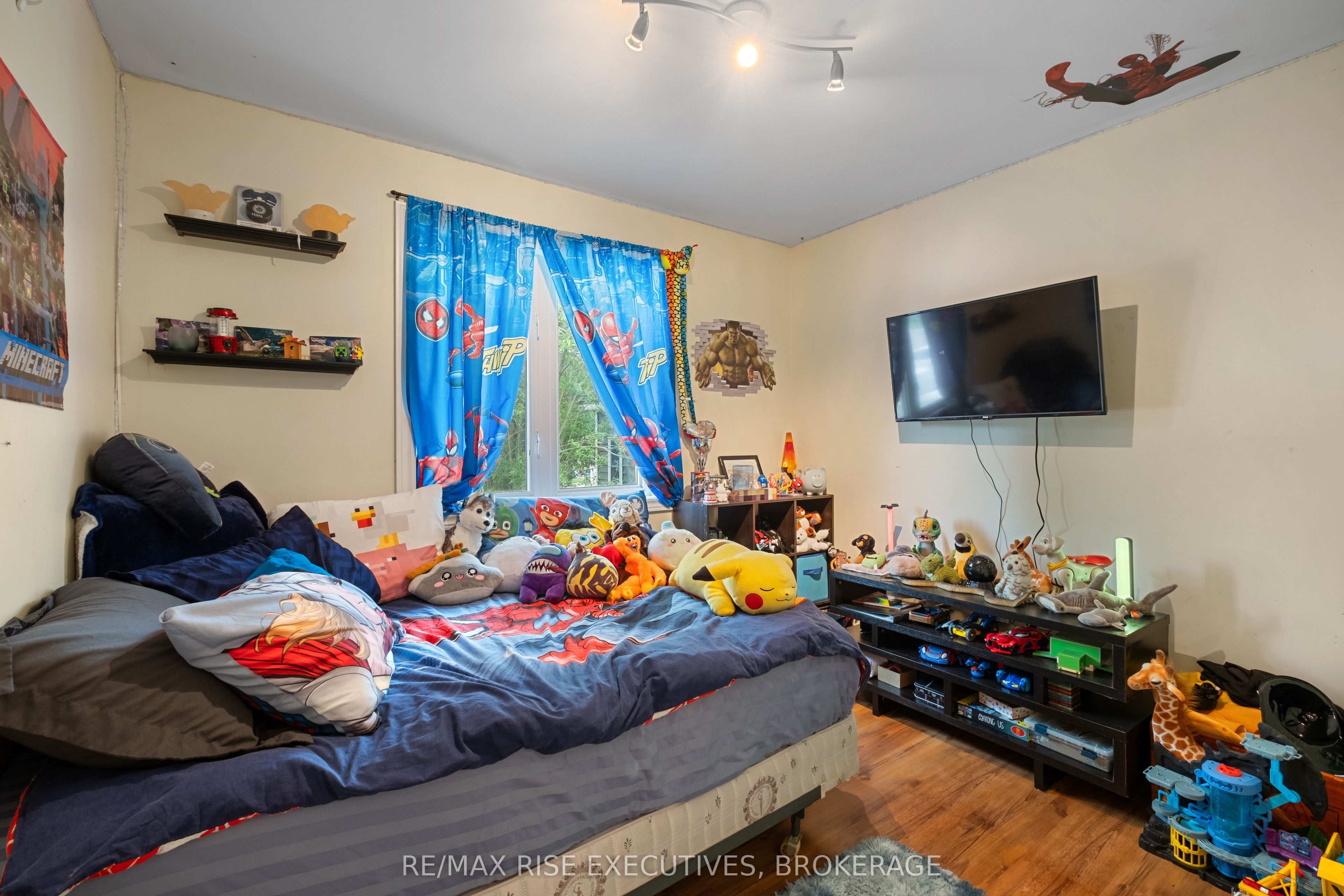 353 N Charles Street Property Photo 25
