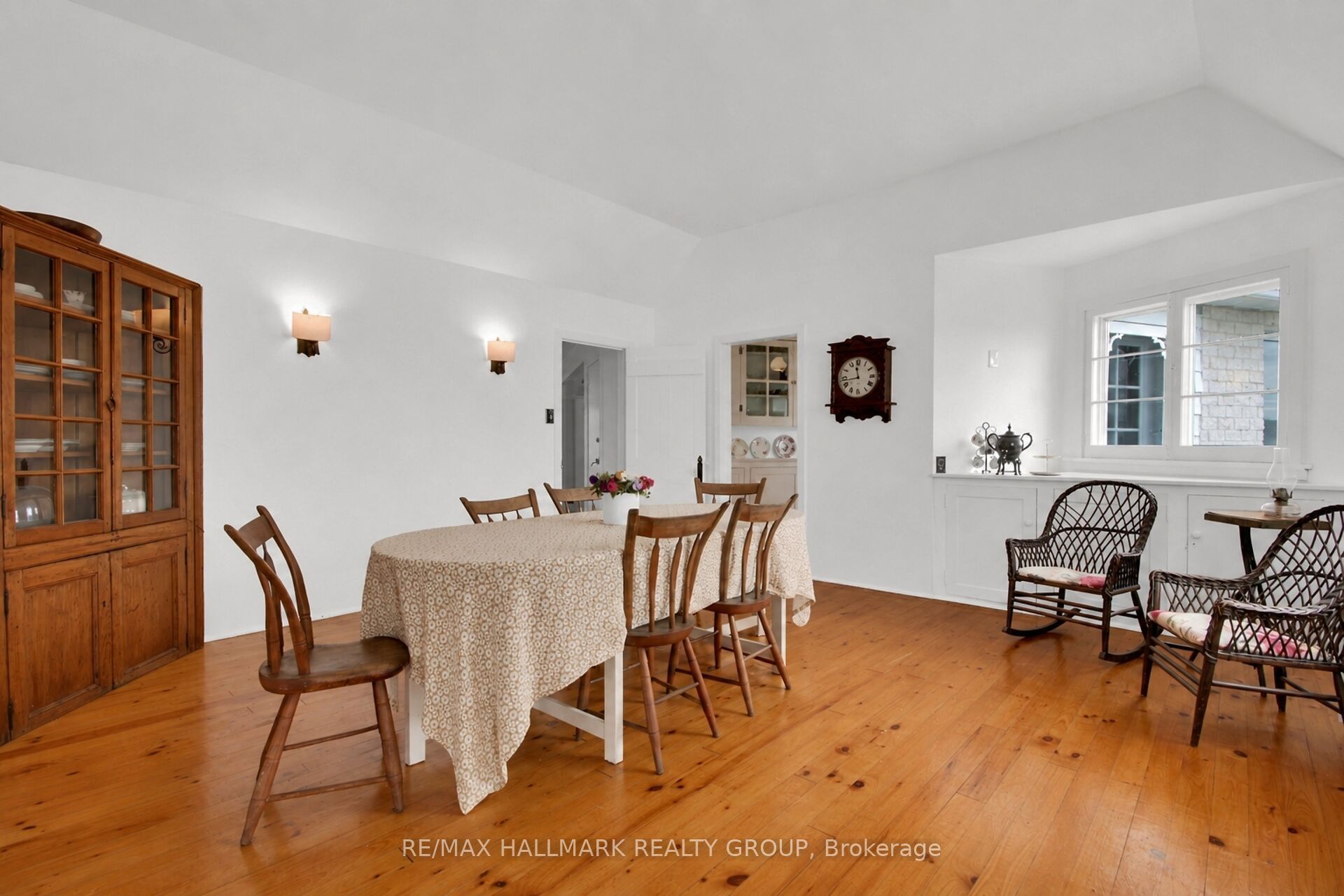 350 Berry Side Road Property Photo 23