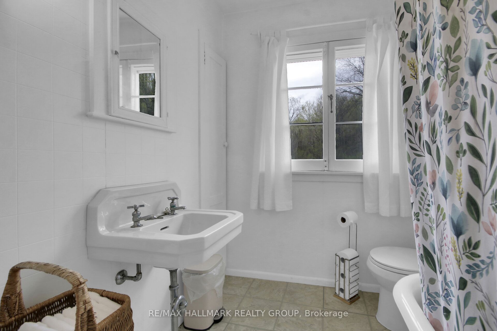 350 Berry Side Road Property Photo 29