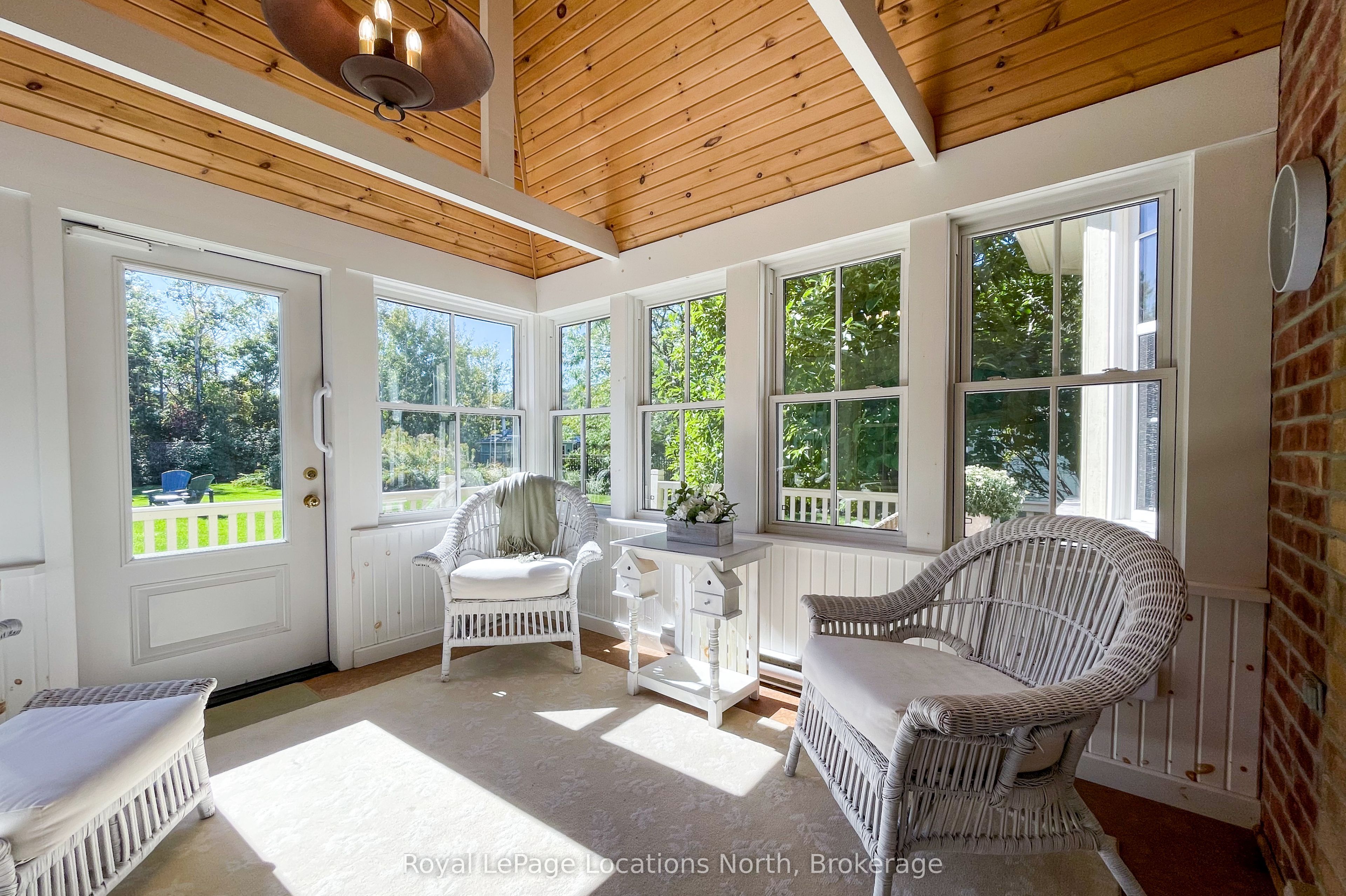 202 Snowbridge Way Property Photo 7