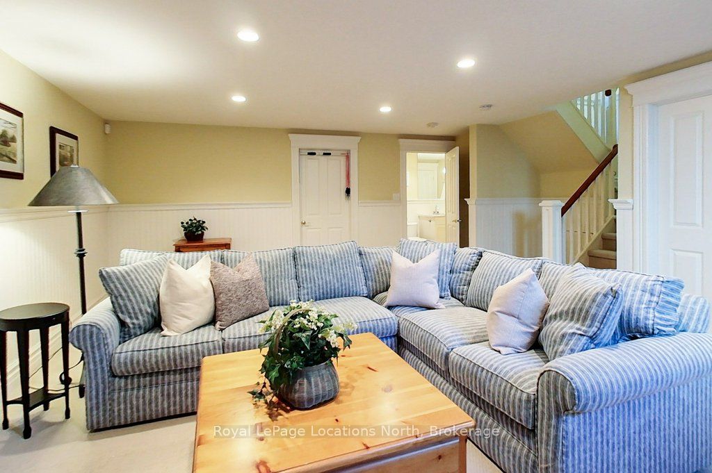 202 Snowbridge Way Property Photo 25