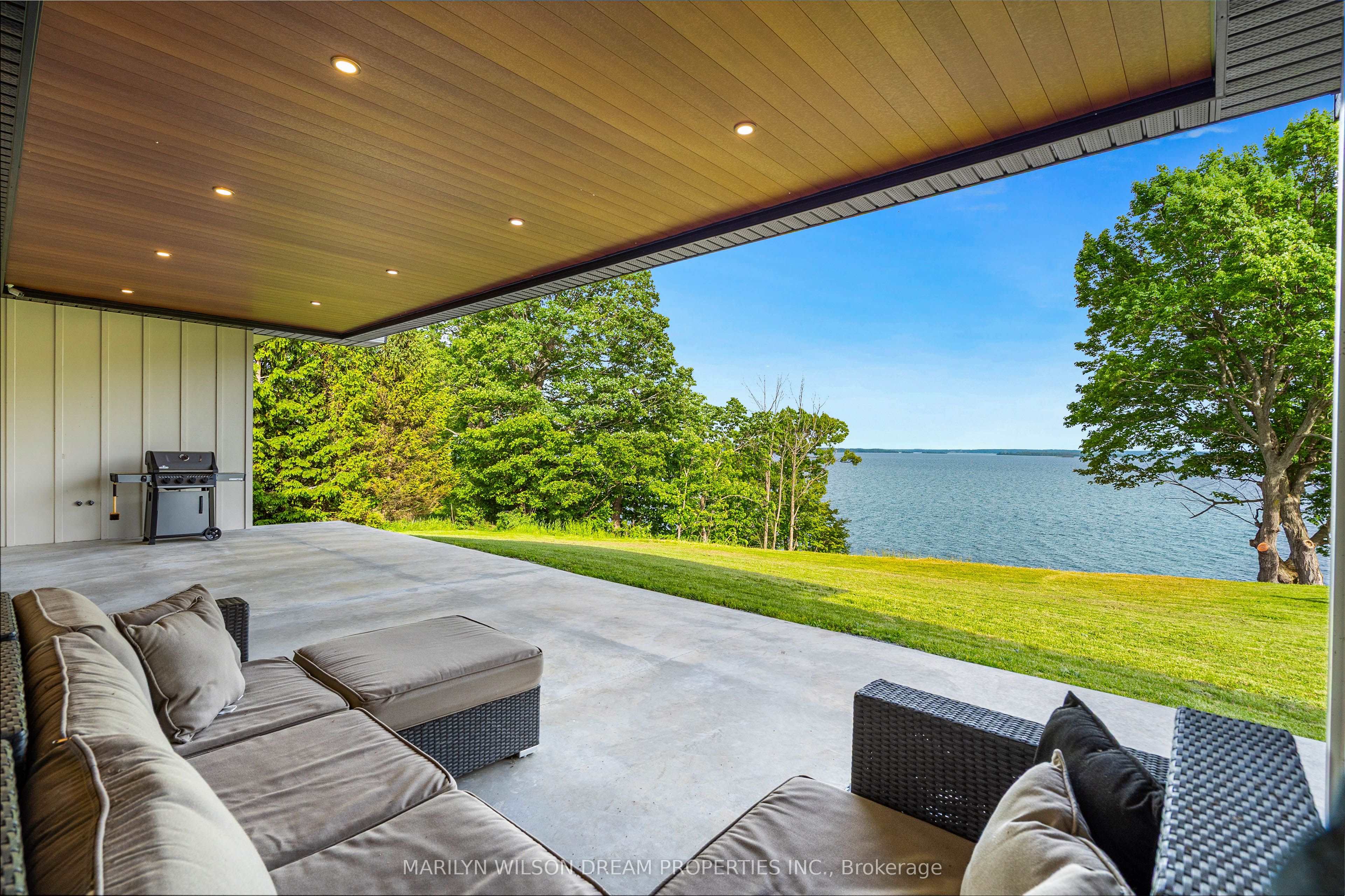 2486 Howe Island Drive Property Photo 43