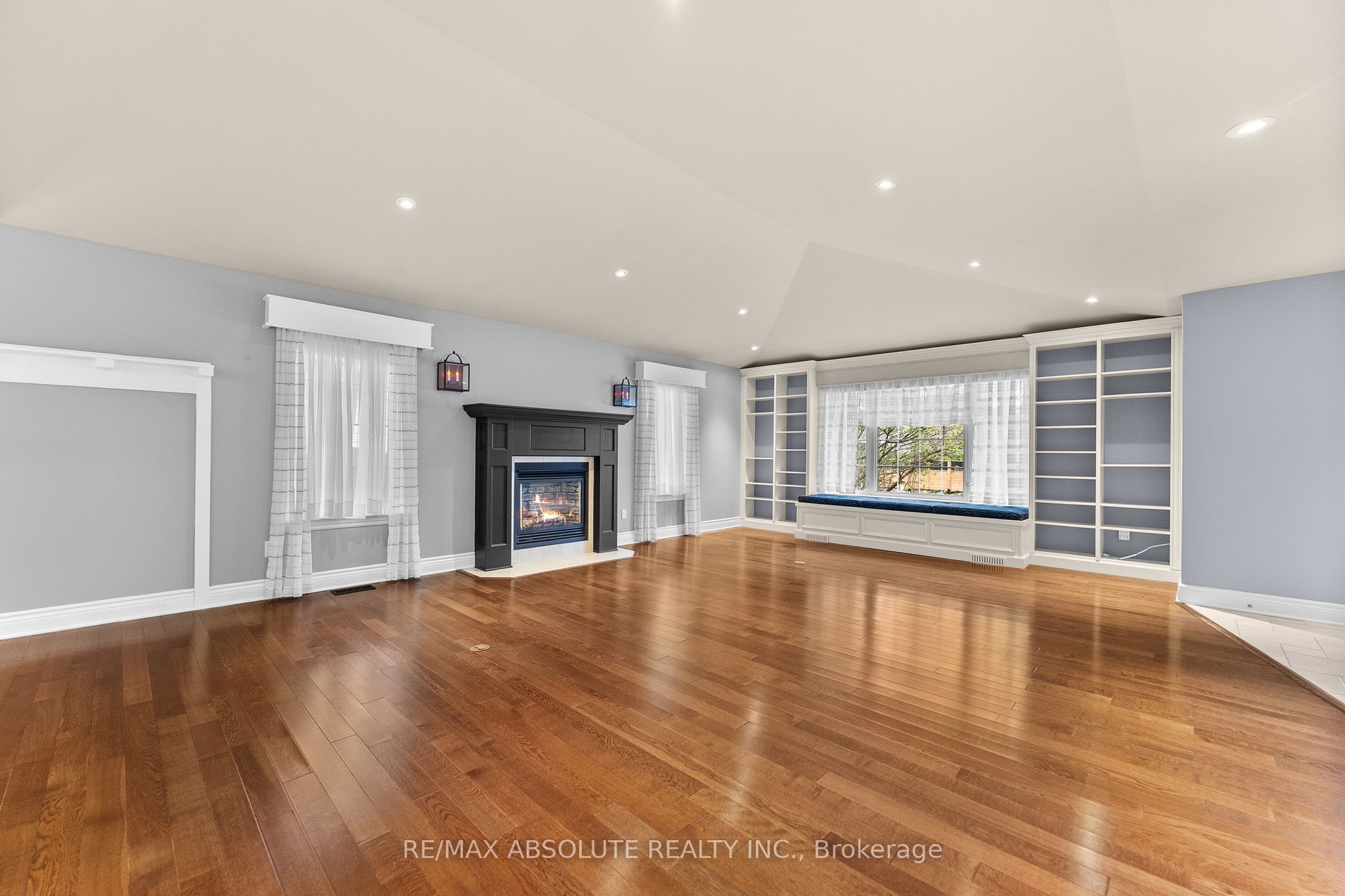 162 Dan Street Property Photo 7