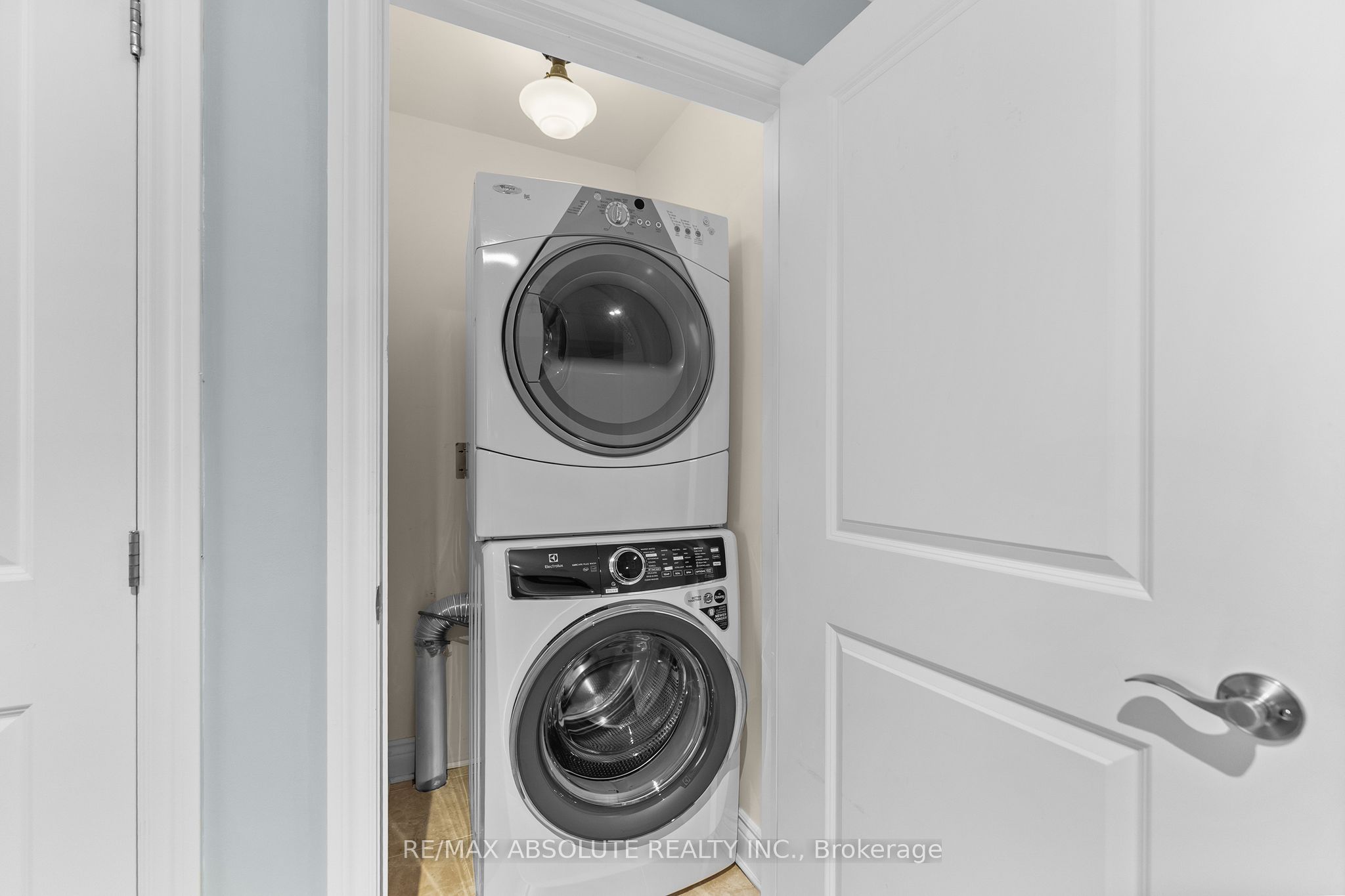 162 Dan Street Property Photo 28