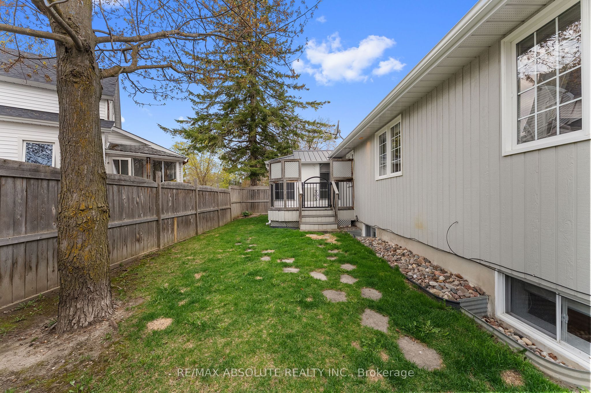 162 Dan Street Property Photo 35