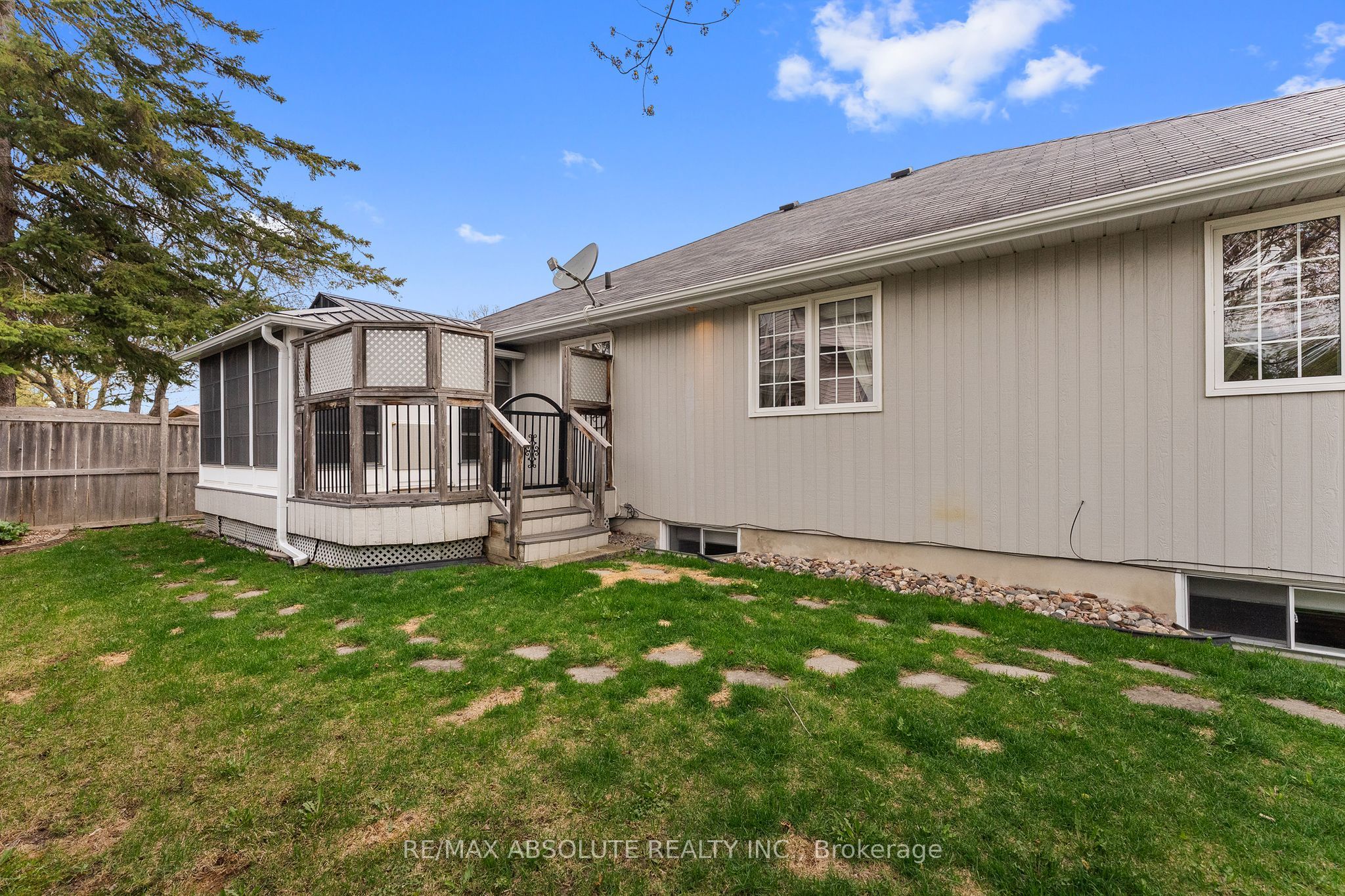 162 Dan Street Property Photo 36