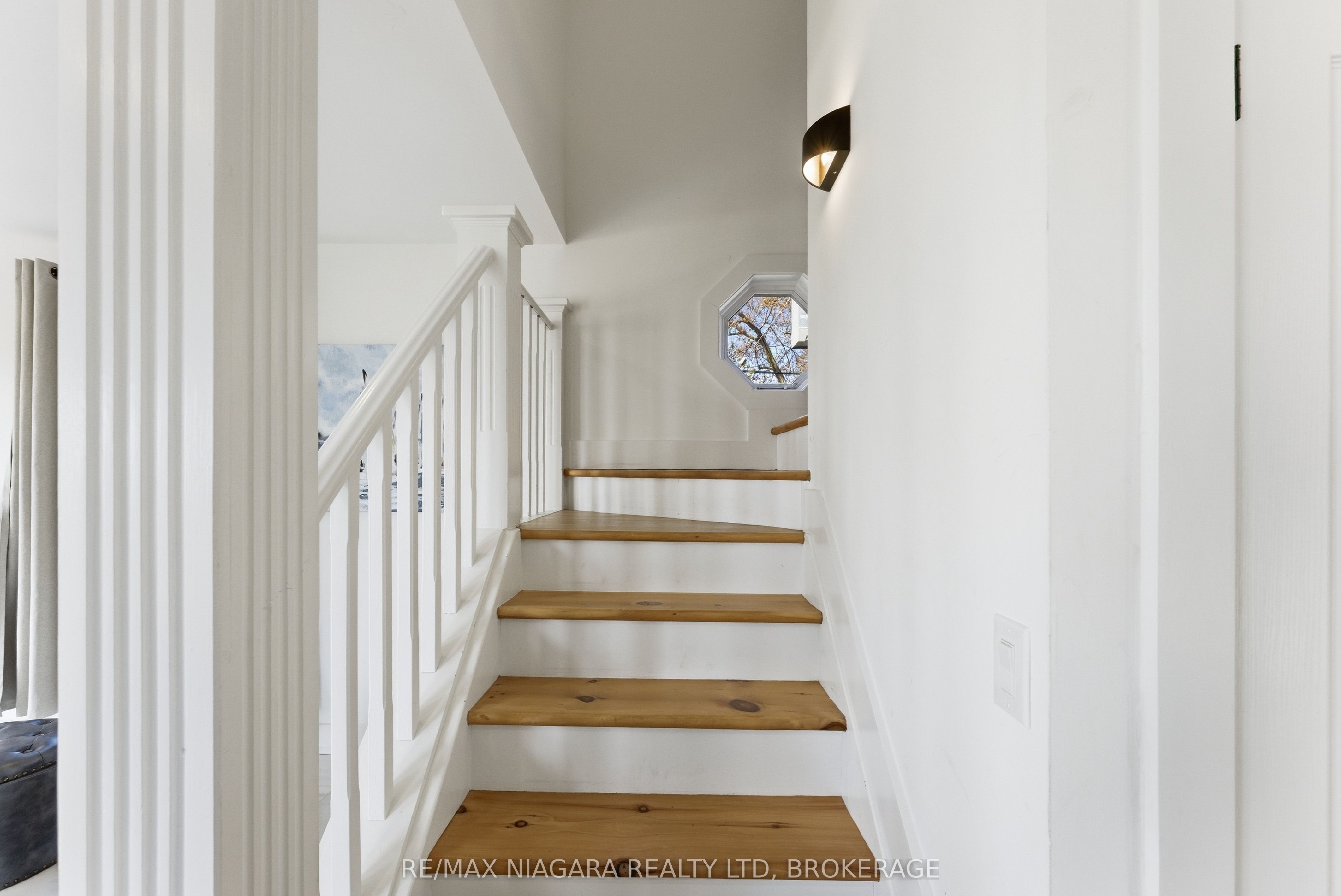 616 Lakeshore Road Property Photo 23
