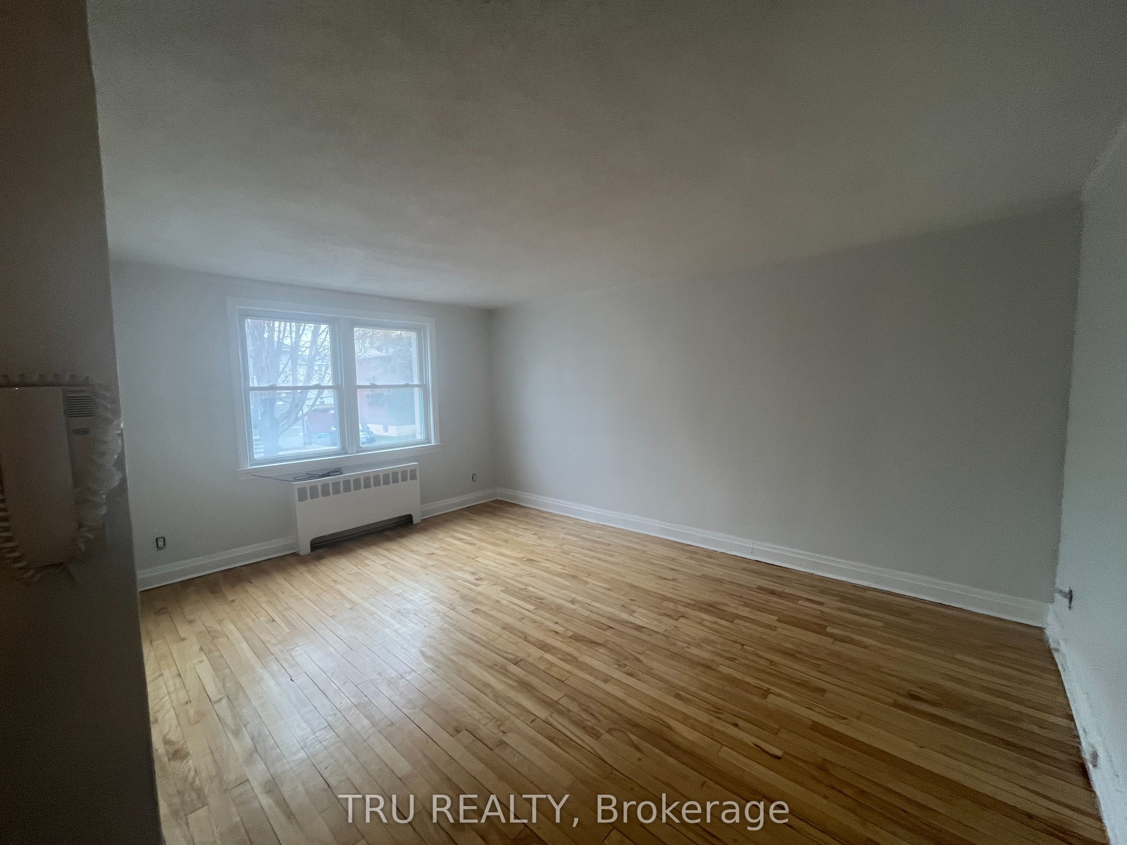 384 Blake Boulevard 3 Property Photo 3