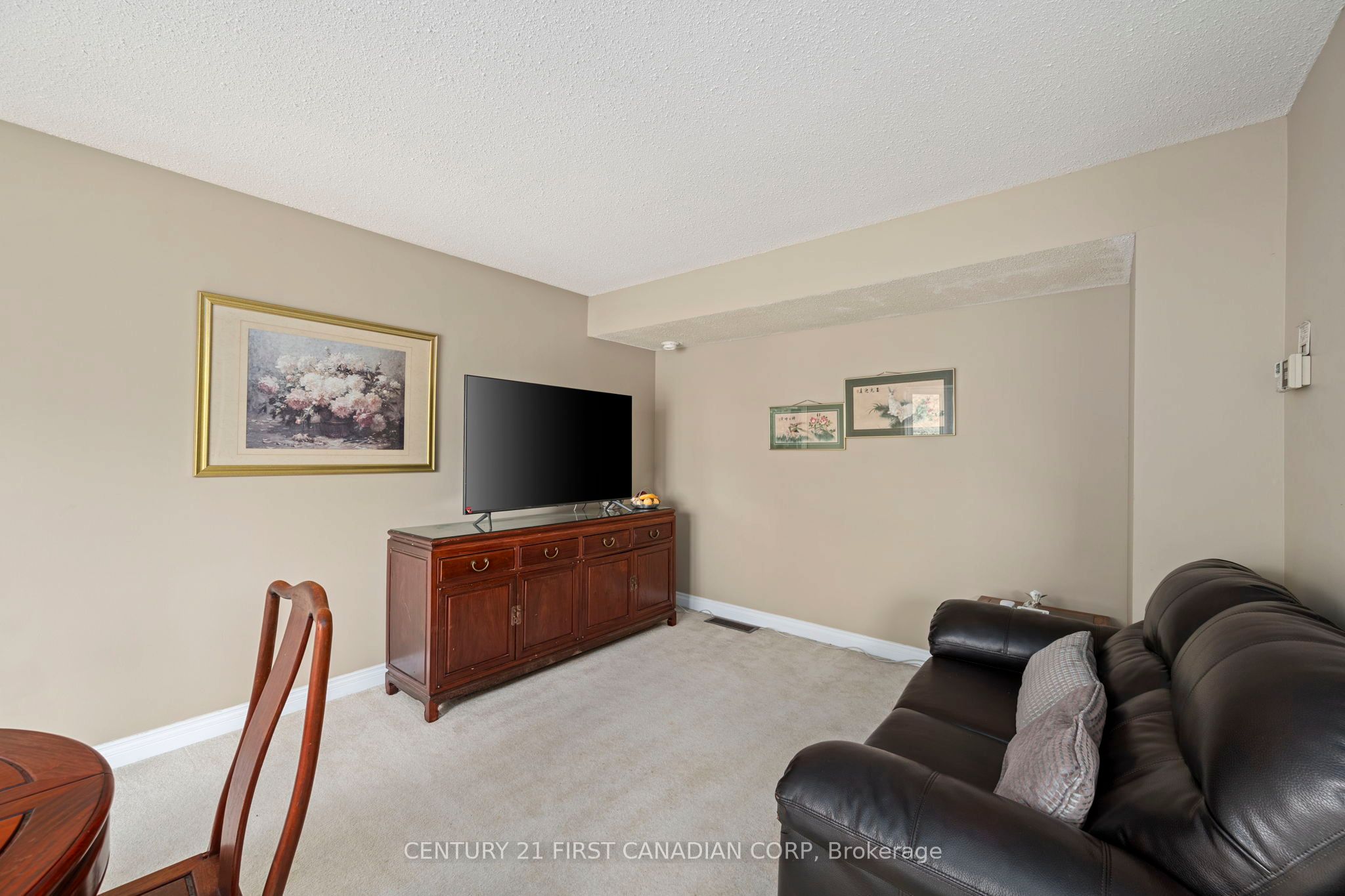 19 Clara Crescent Property Photo 10