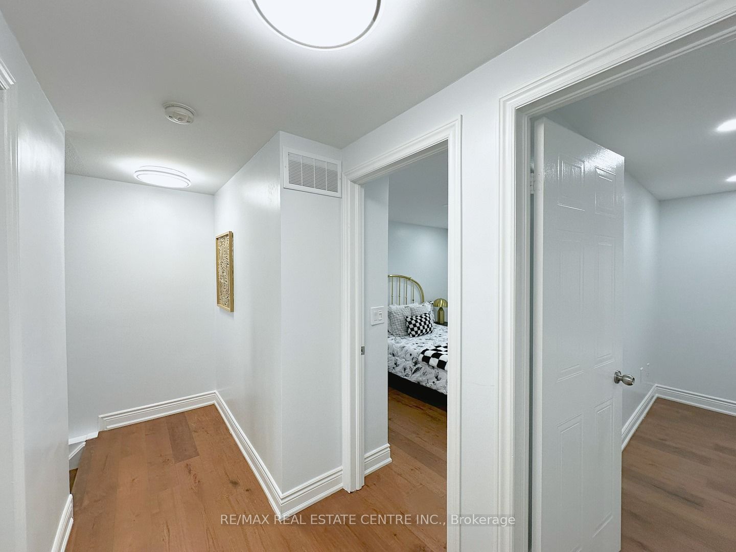 498 Bankside Drive Property Photo 15