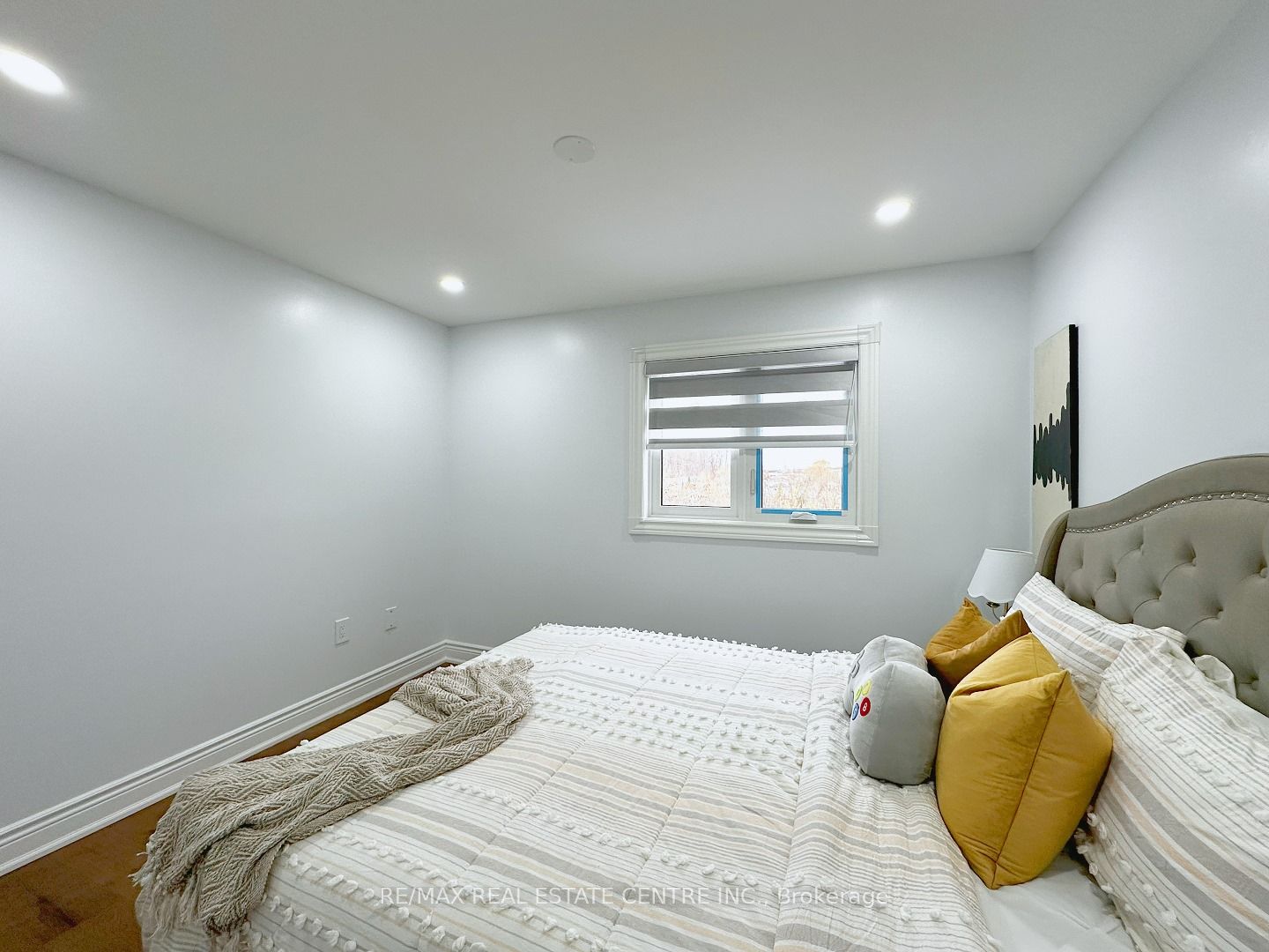498 Bankside Drive Property Photo 33