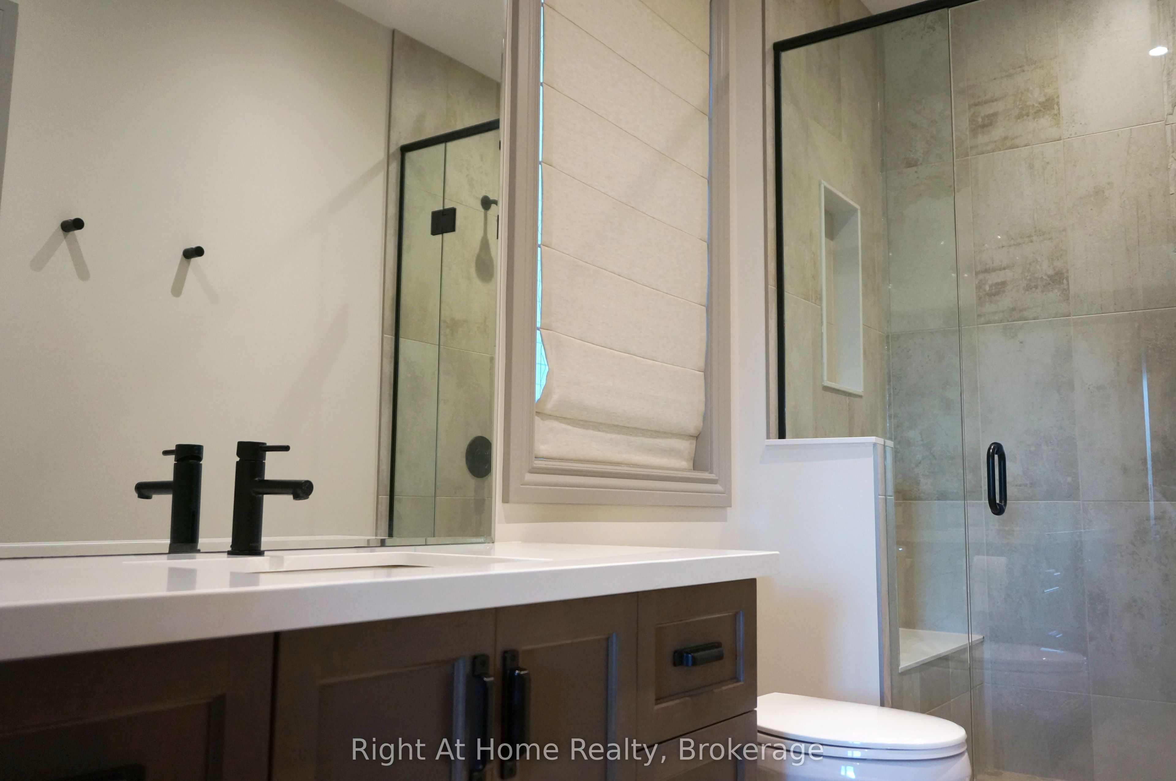 107 Beacon Drive Property Photo 17
