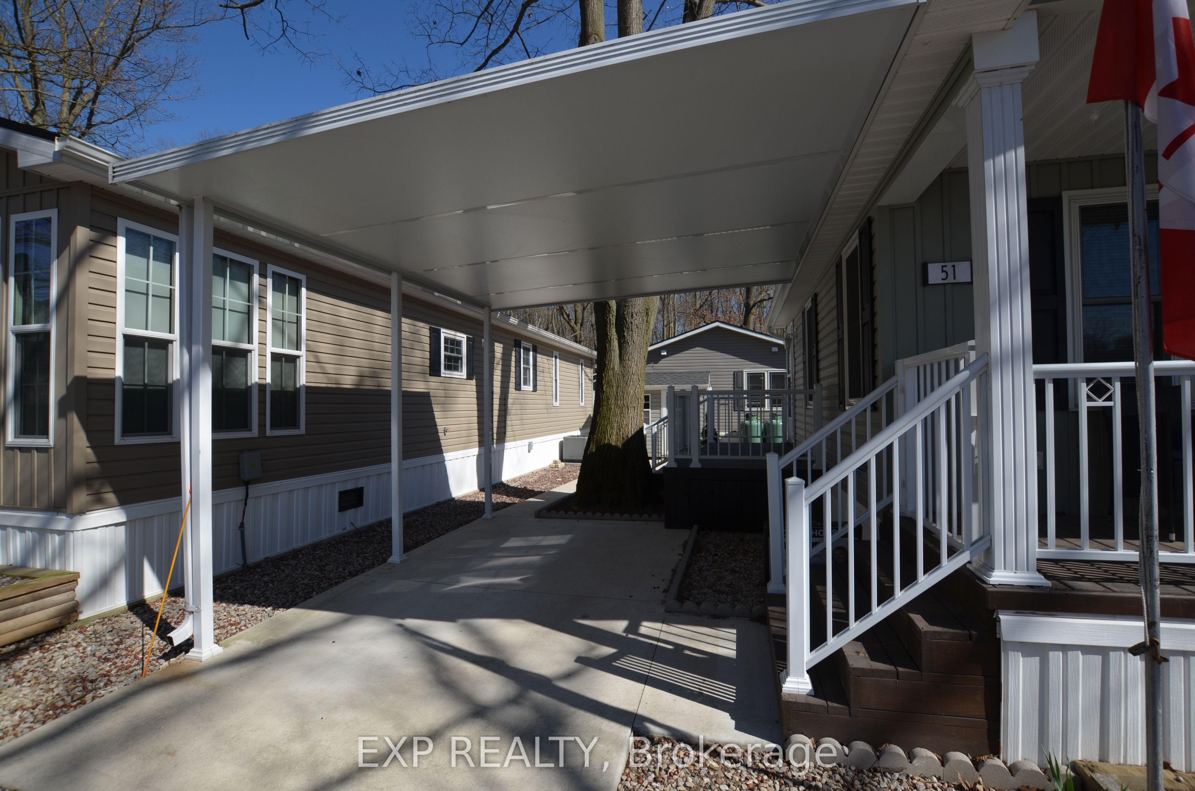 22790 Amiens Road 51 Property Photo 3