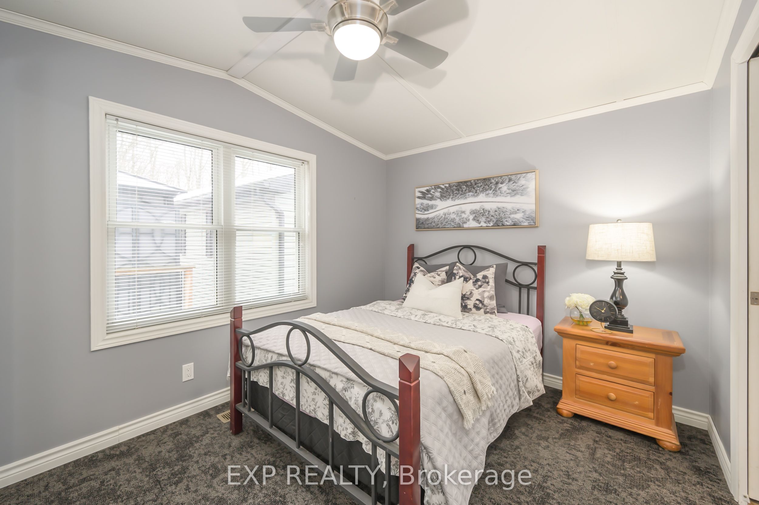 22790 Amiens Road 51 Property Photo 19
