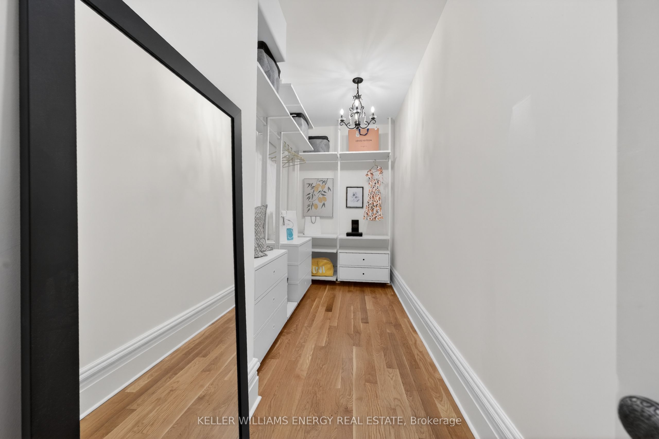 4 Pine Street Property Photo 34