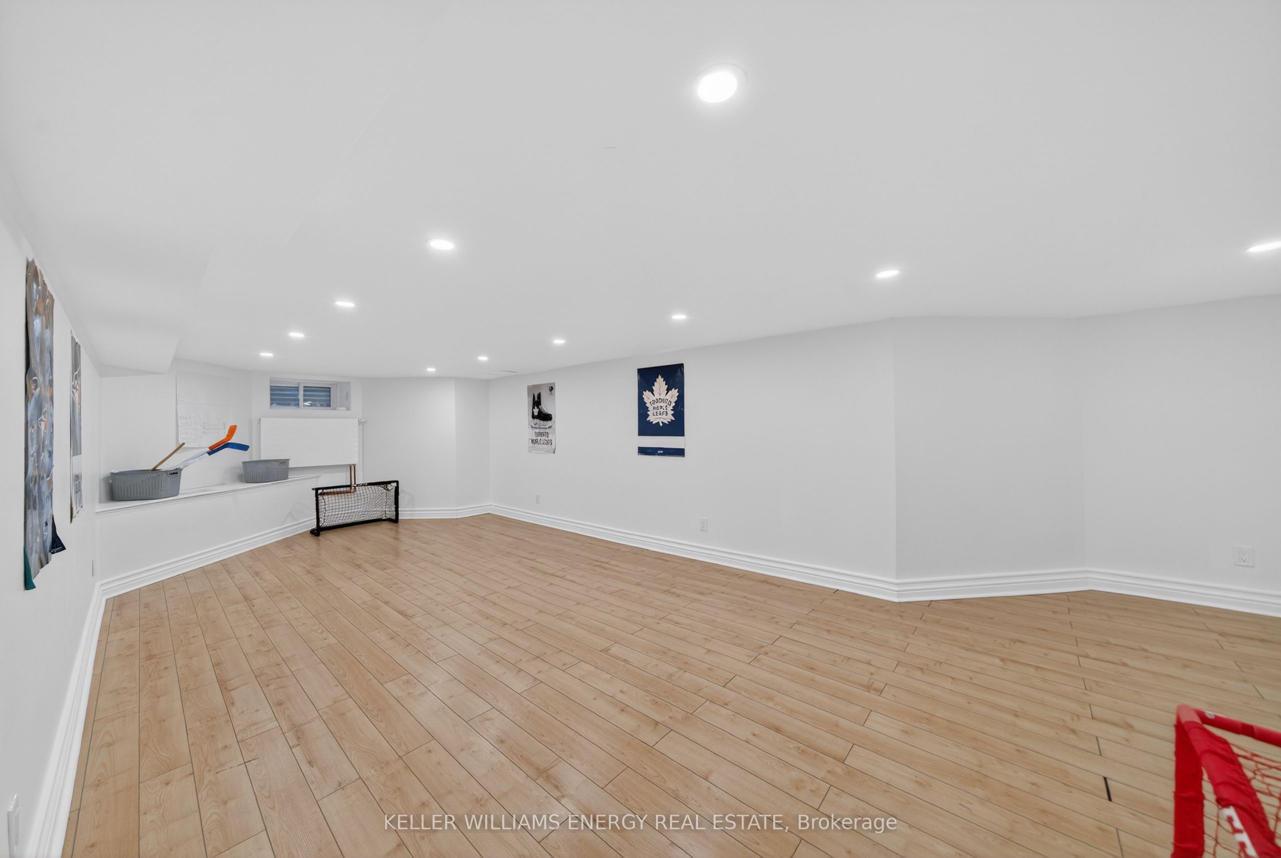 4 Pine Street Property Photo 45