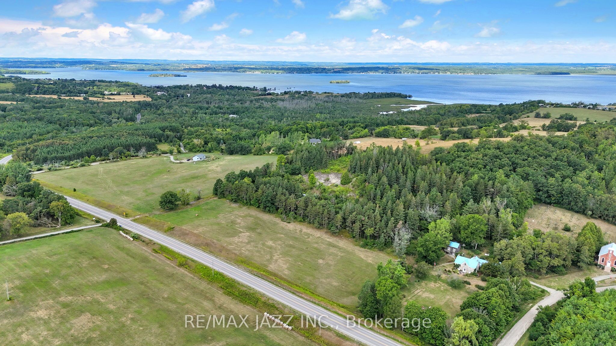 5171 Goose Creek Rd Property Photo 8