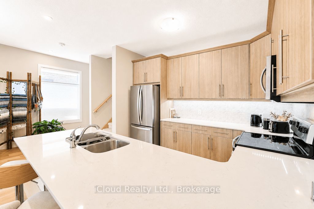 745 Chelton Road 40 Property Photo 22