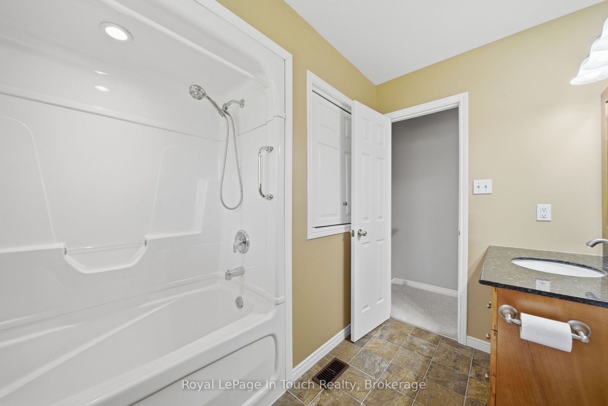 23 Wispi Shore Road Property Photo 16