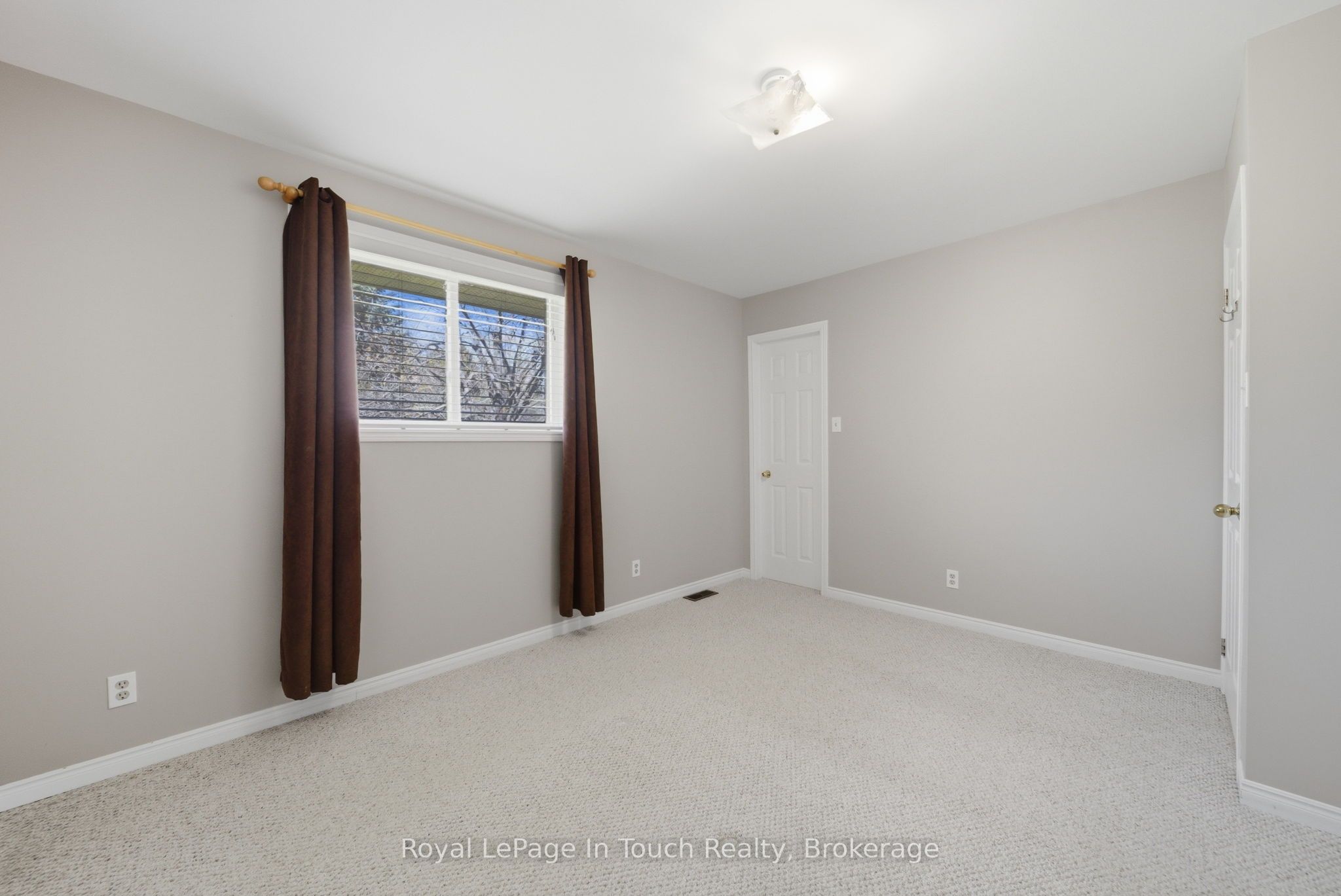 23 Wispi Shore Road Property Photo 18