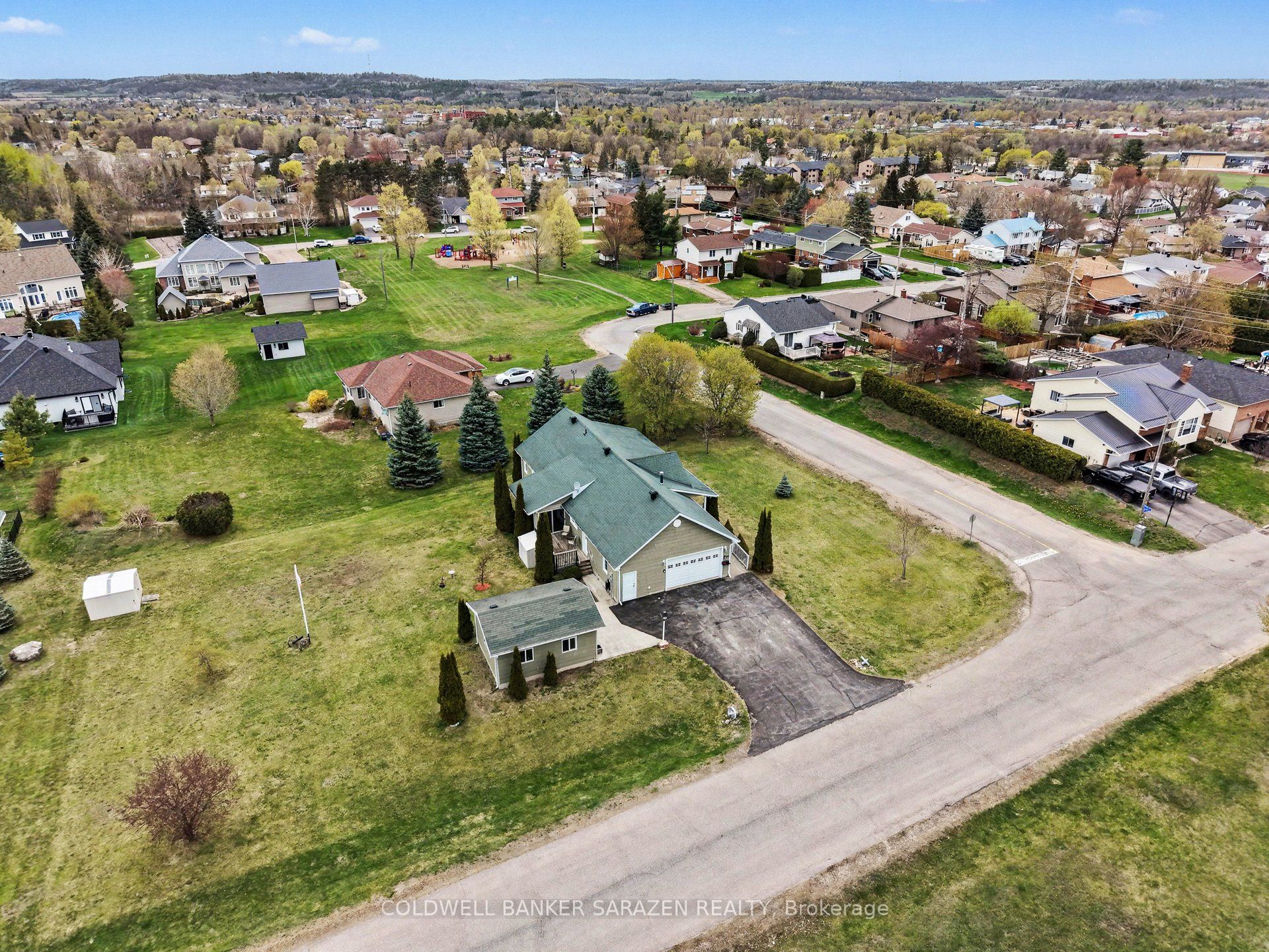 162 Erindale Avenue Property Photo 37