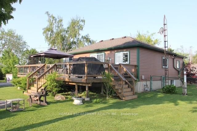 3 Wilcox Drive Property Photo 2