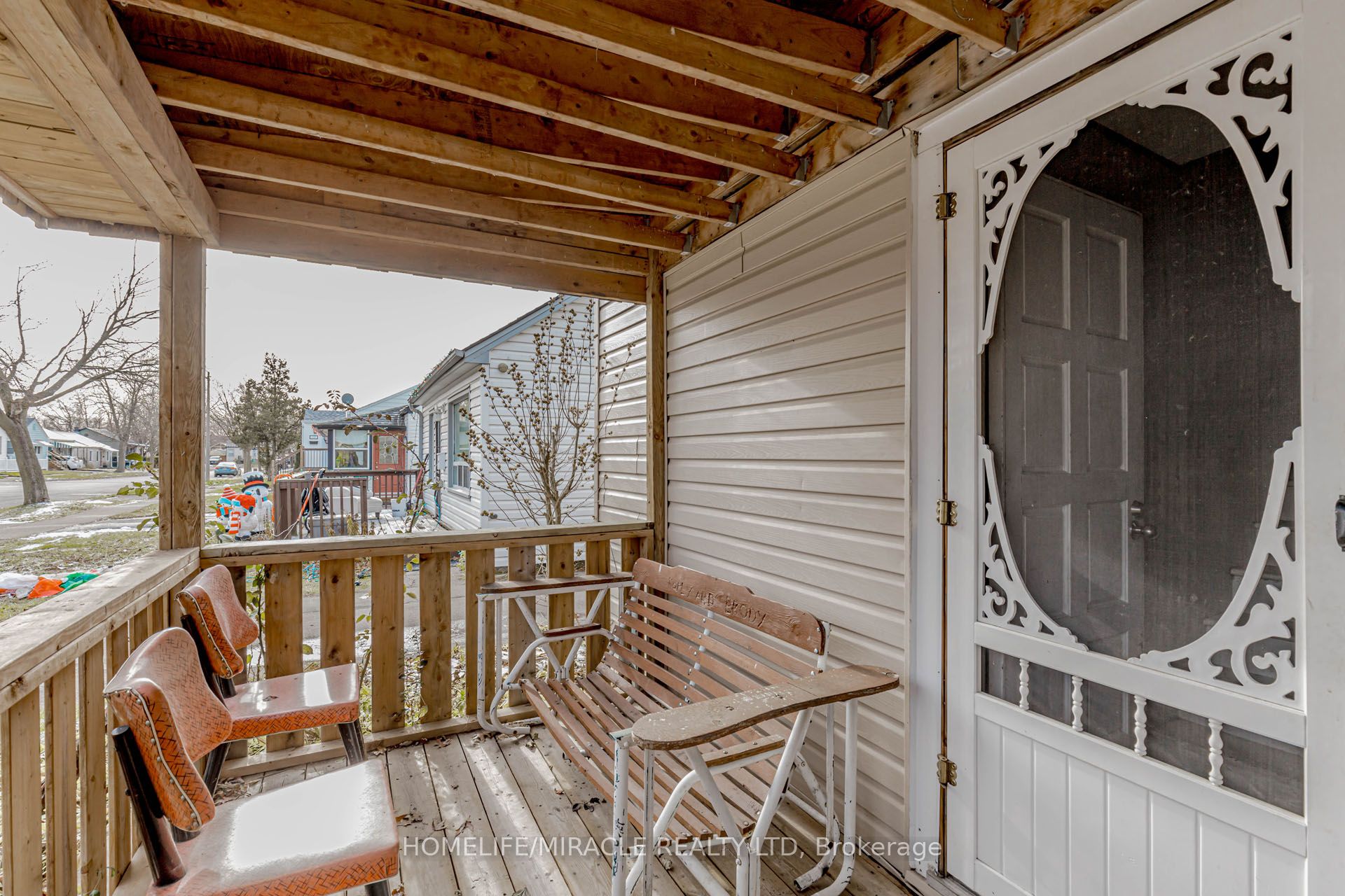 107 Dover Road Property Photo 6