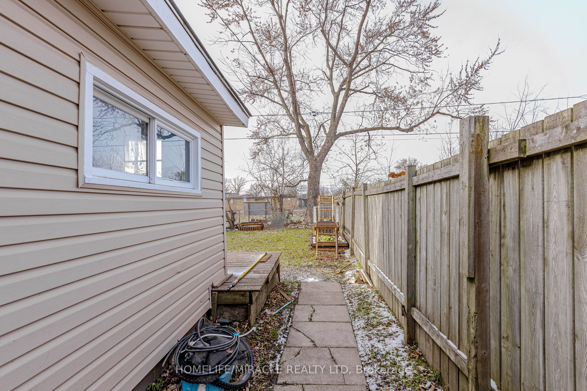 107 Dover Road Property Photo 26