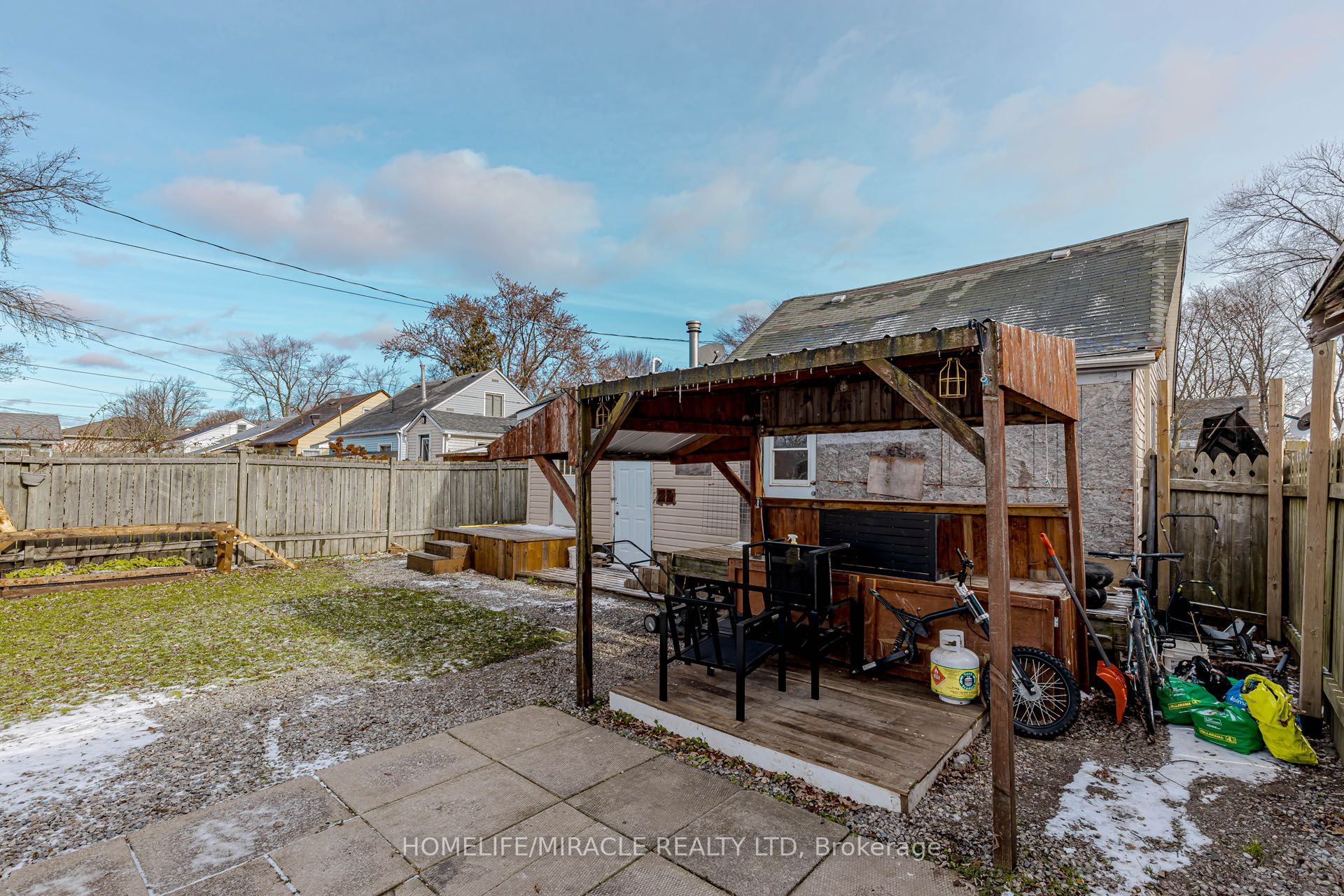107 Dover Road Property Photo 28