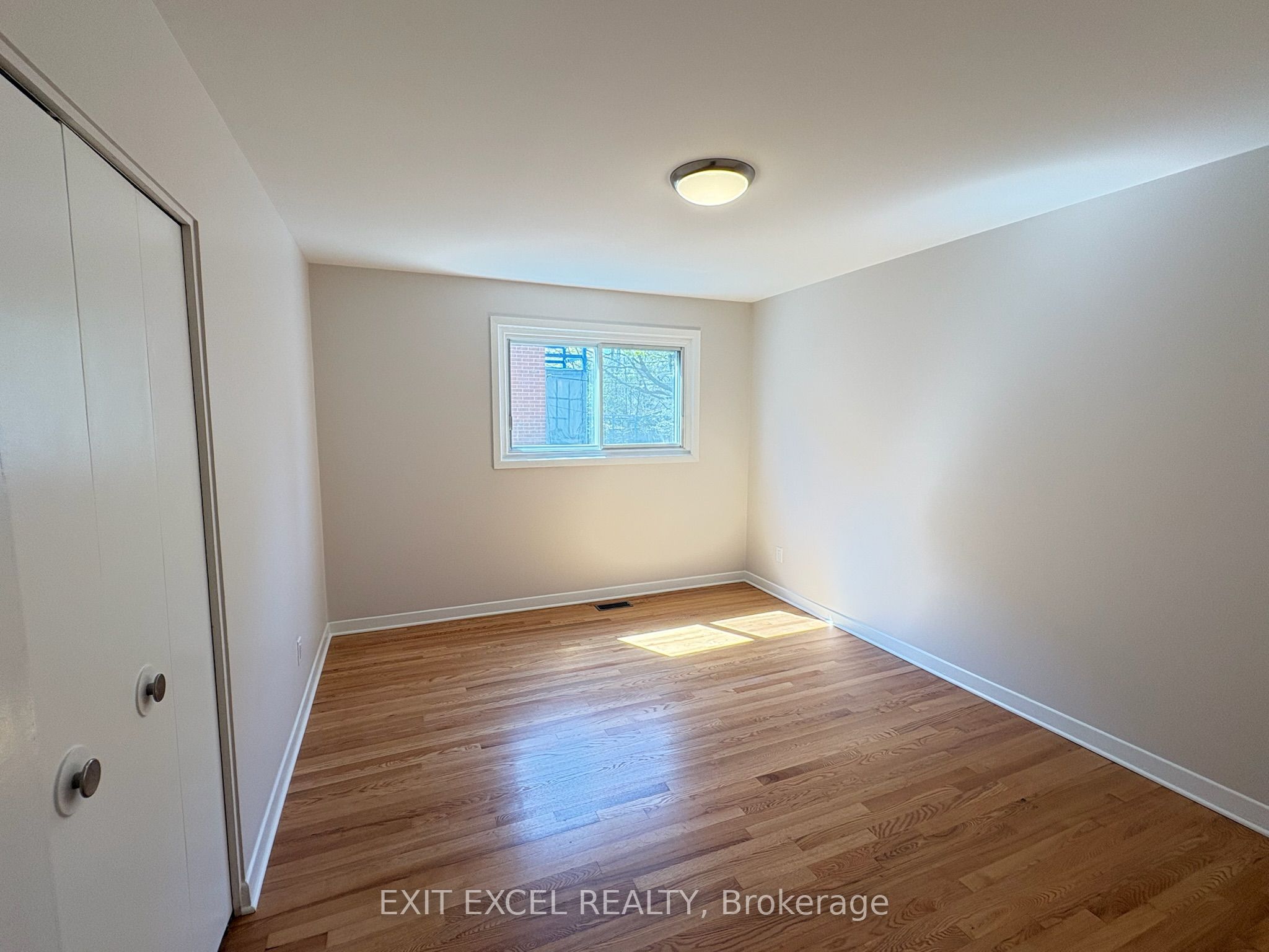 816 Dundee Avenue 1 Property Photo 8