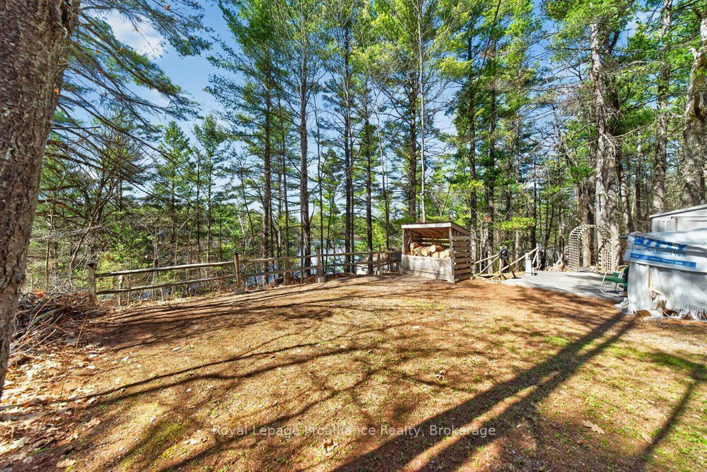 1038a Brown's Lane Property Photo 37