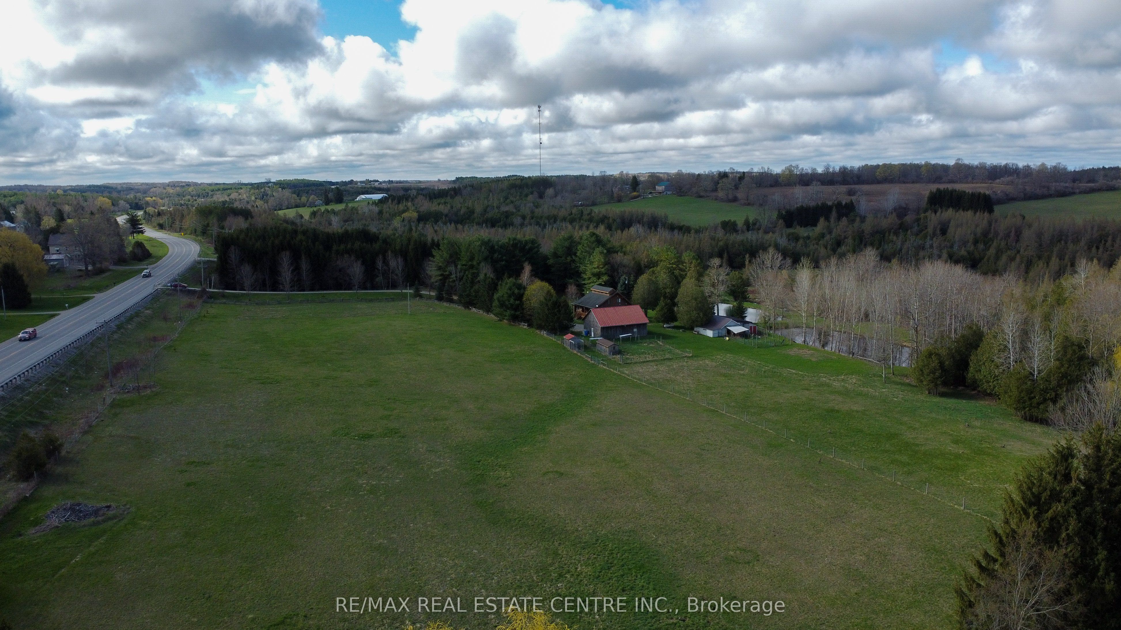 312302 6 Highway Property Photo 40