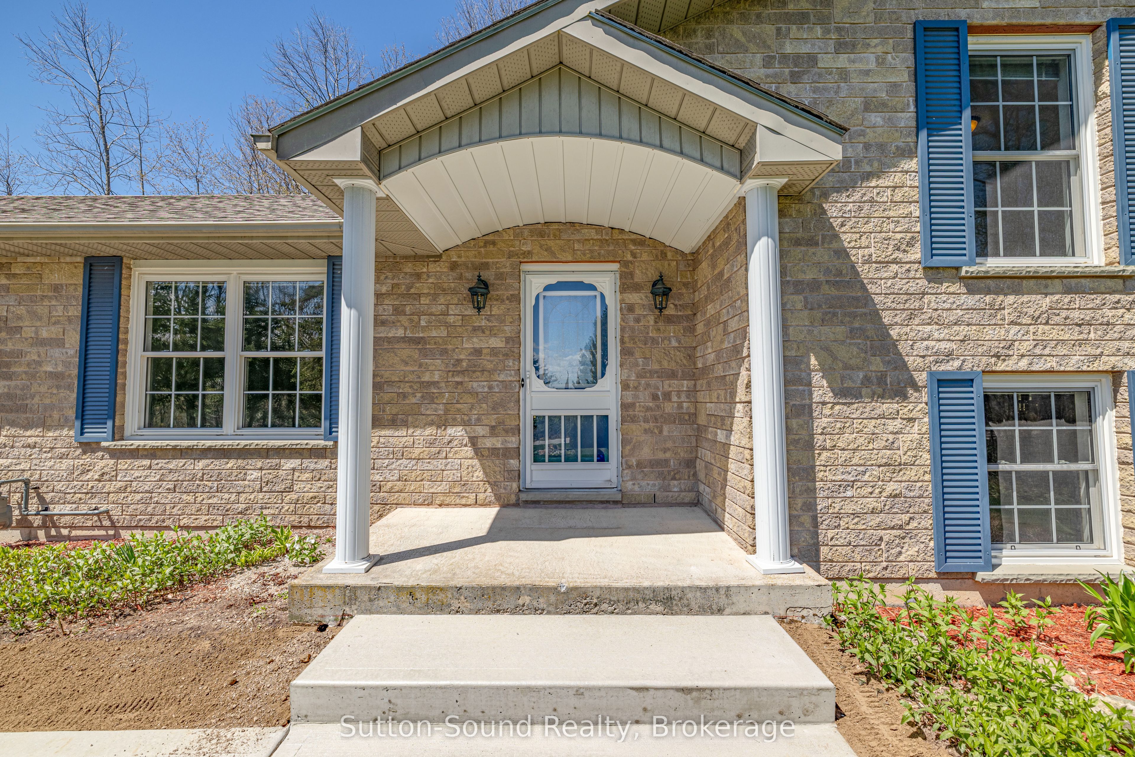 126 Alexandria Street Property Photo 4