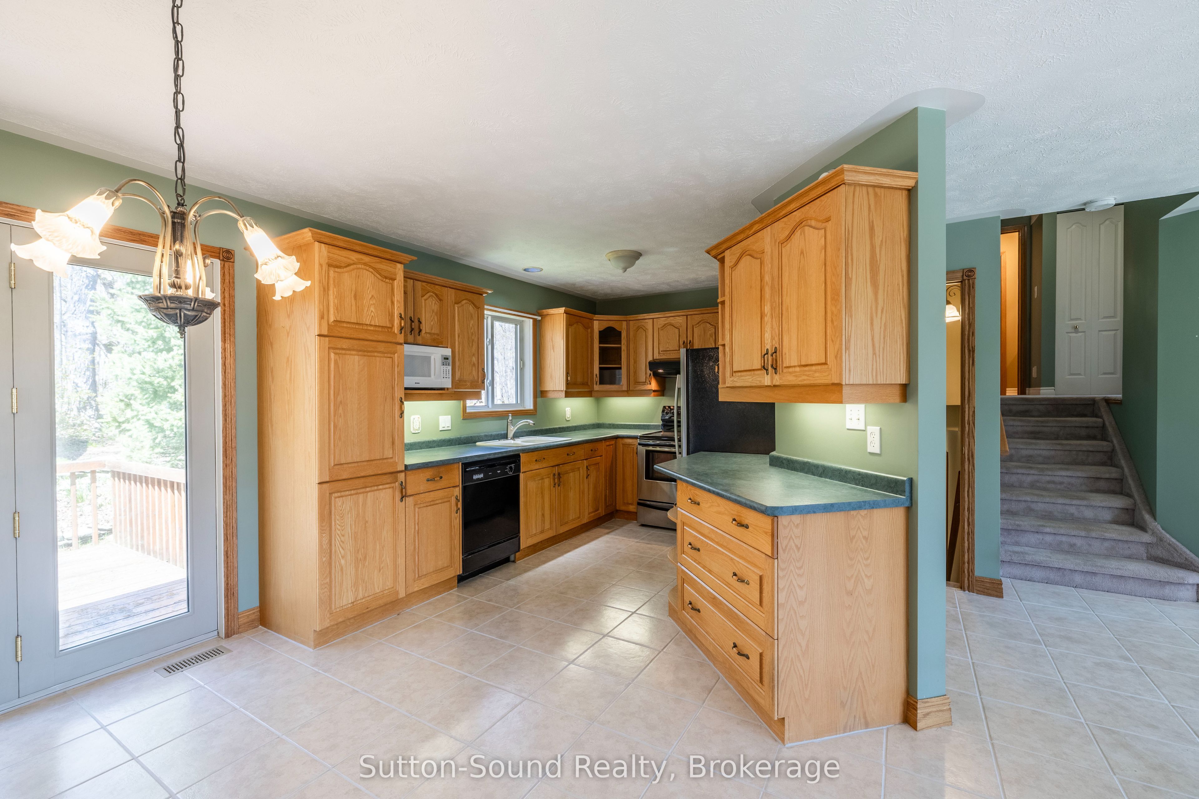 126 Alexandria Street Property Photo 9